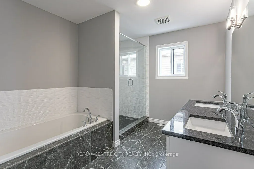 1596 Noah Bend
