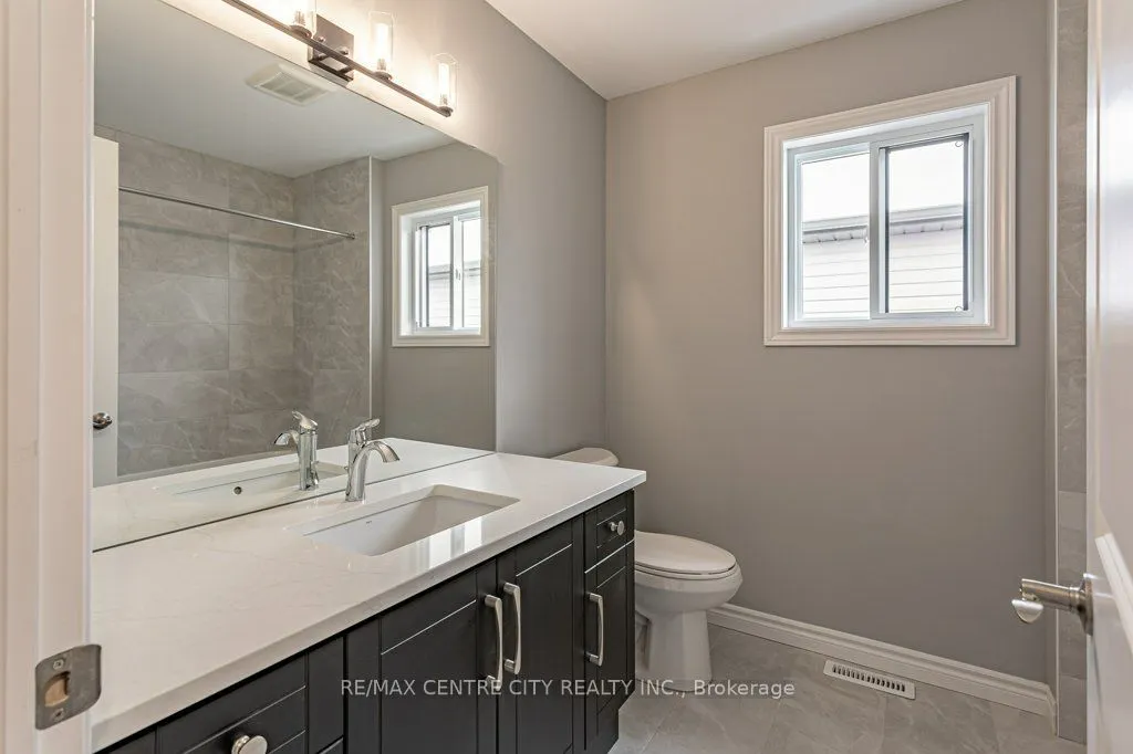 1596 Noah Bend