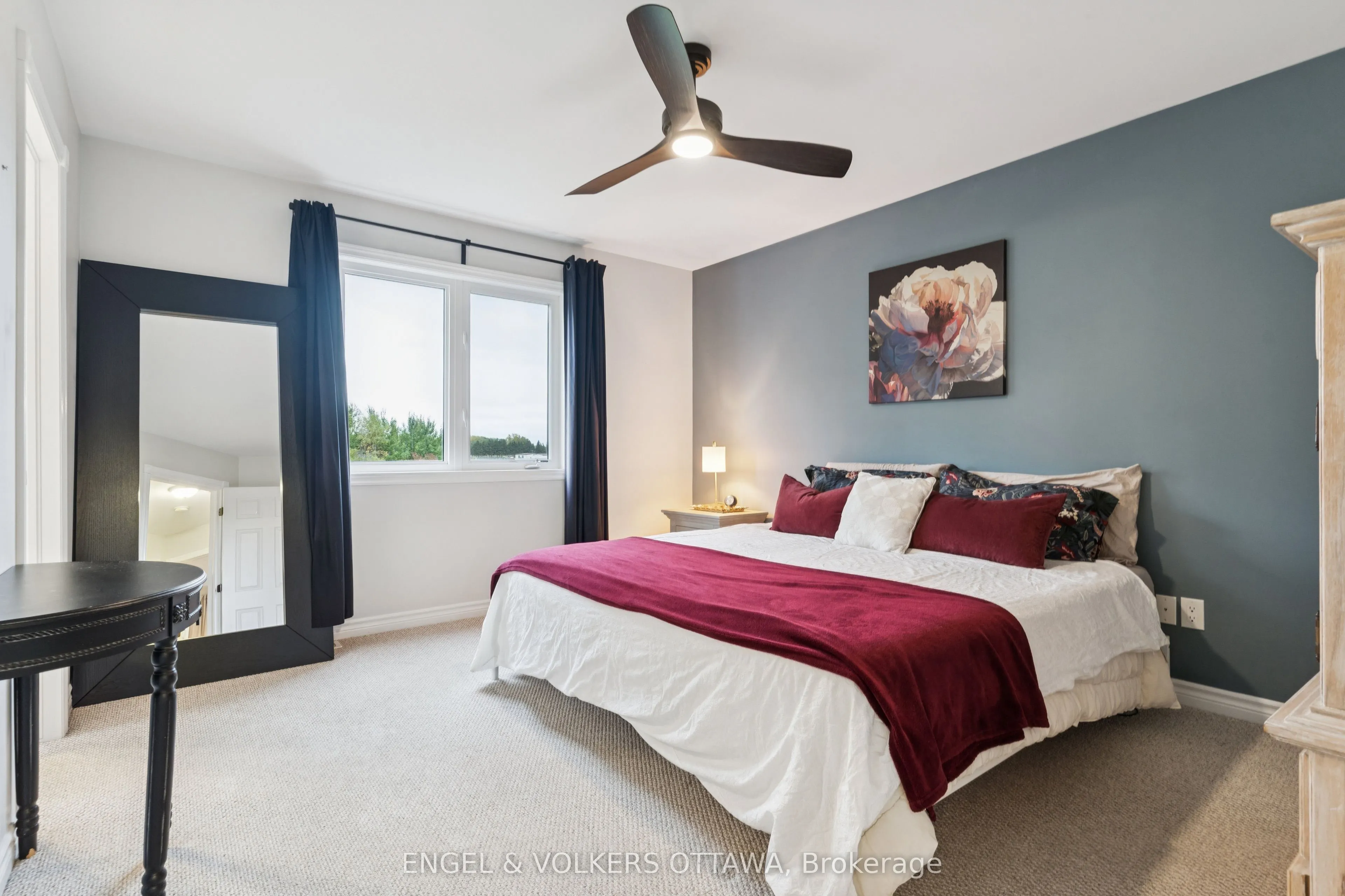 161 Des Pins Street