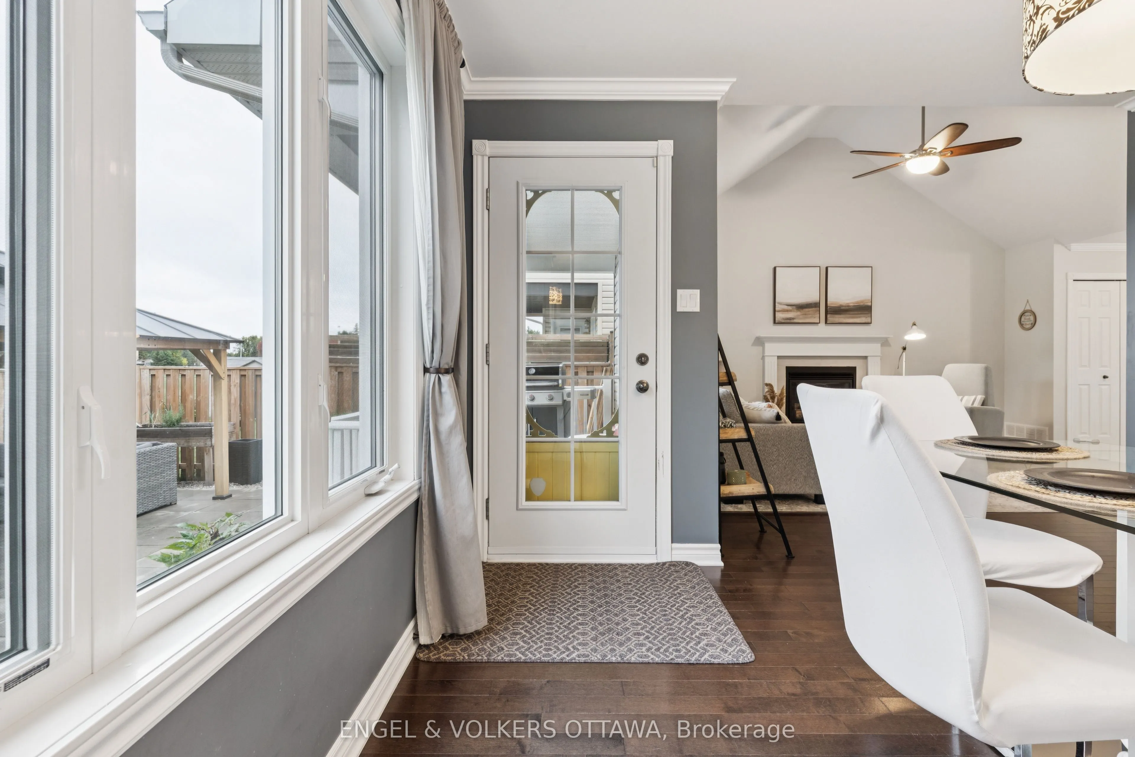 161 Des Pins Street