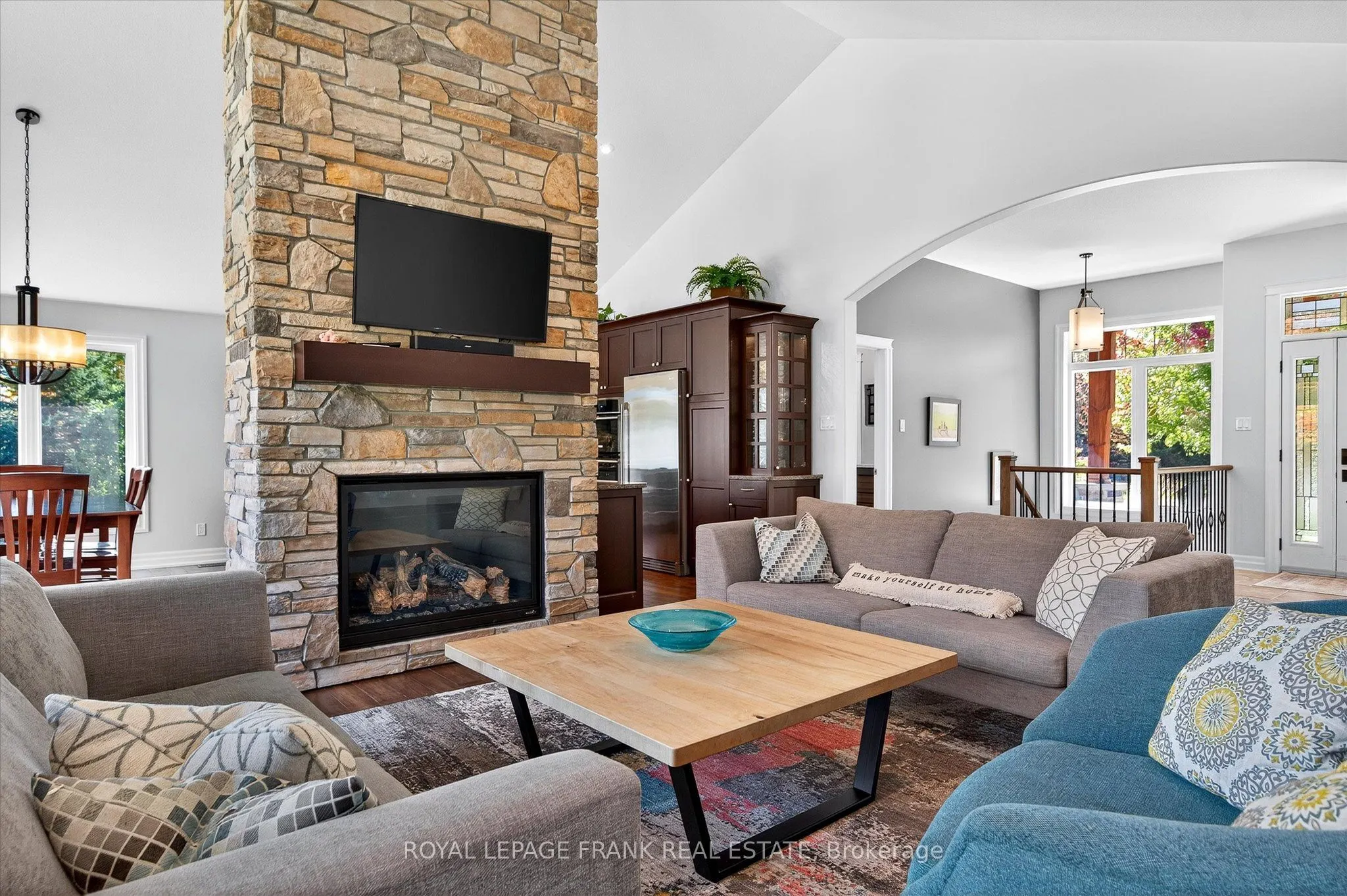 633 Carveth Drive