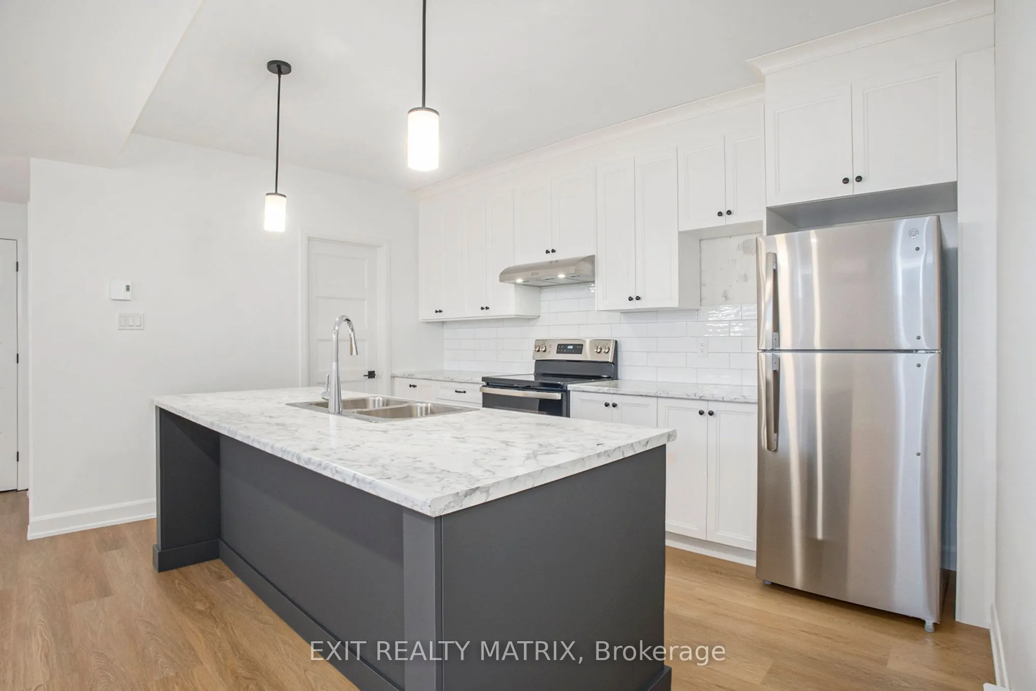 560 Regina Street, #B