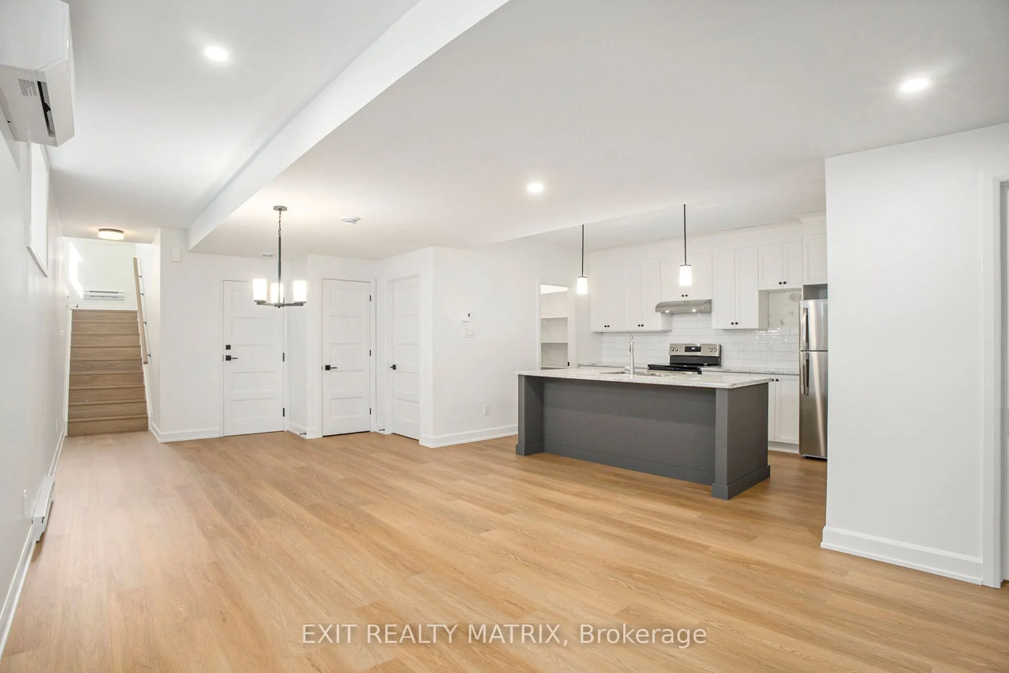 560 Regina Street, #B