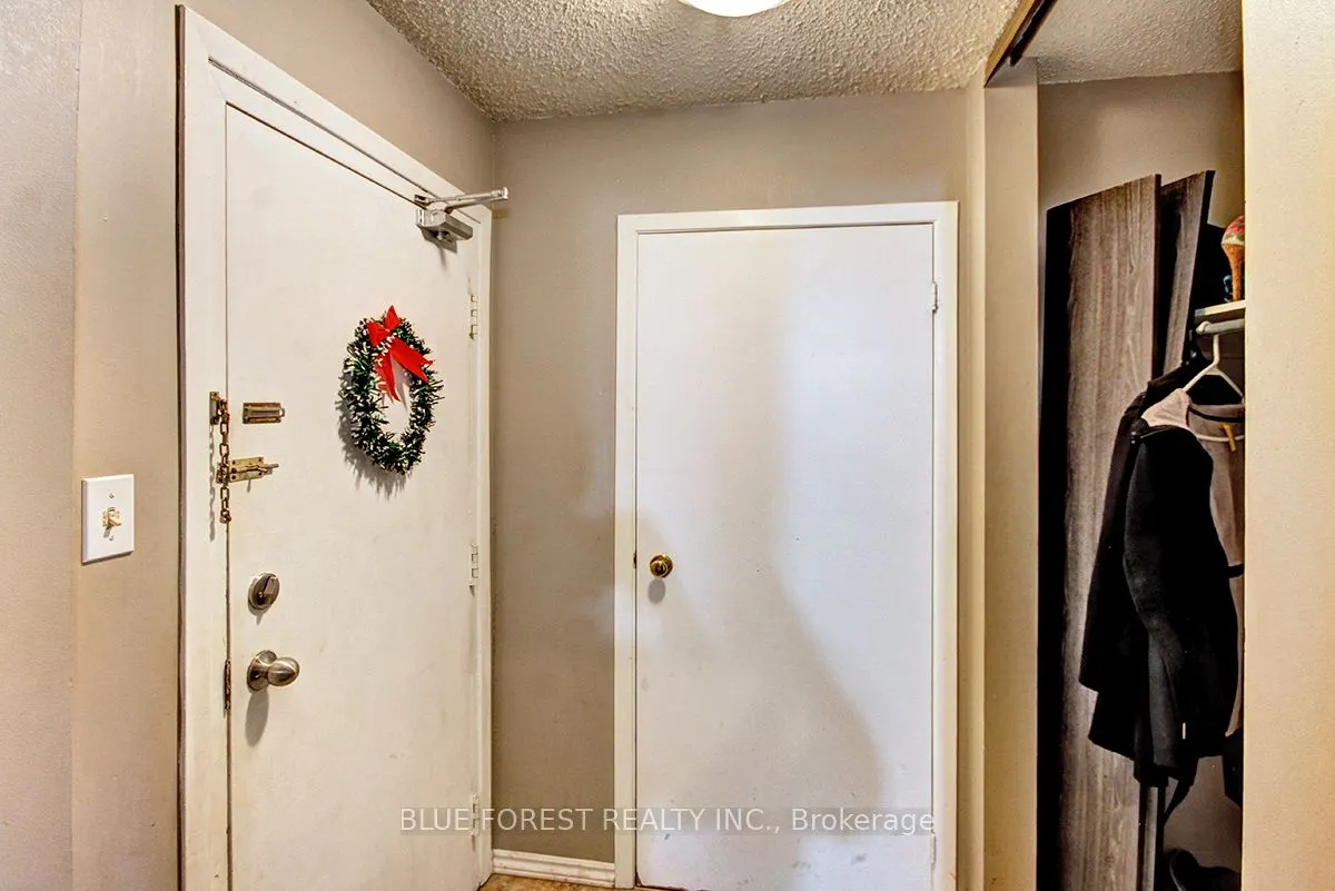 1096 Jalna Boulevard, #37