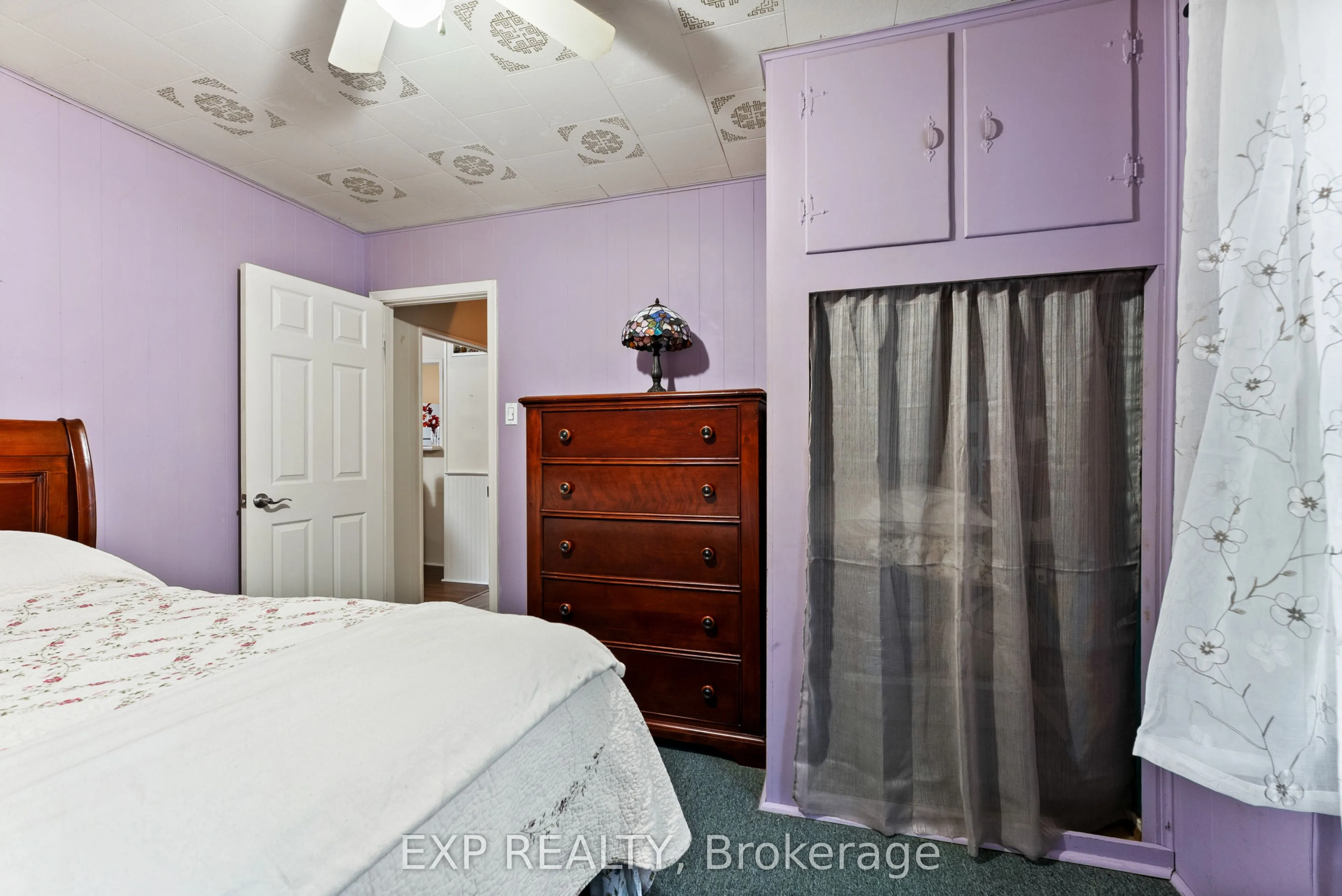 138 Byron Street