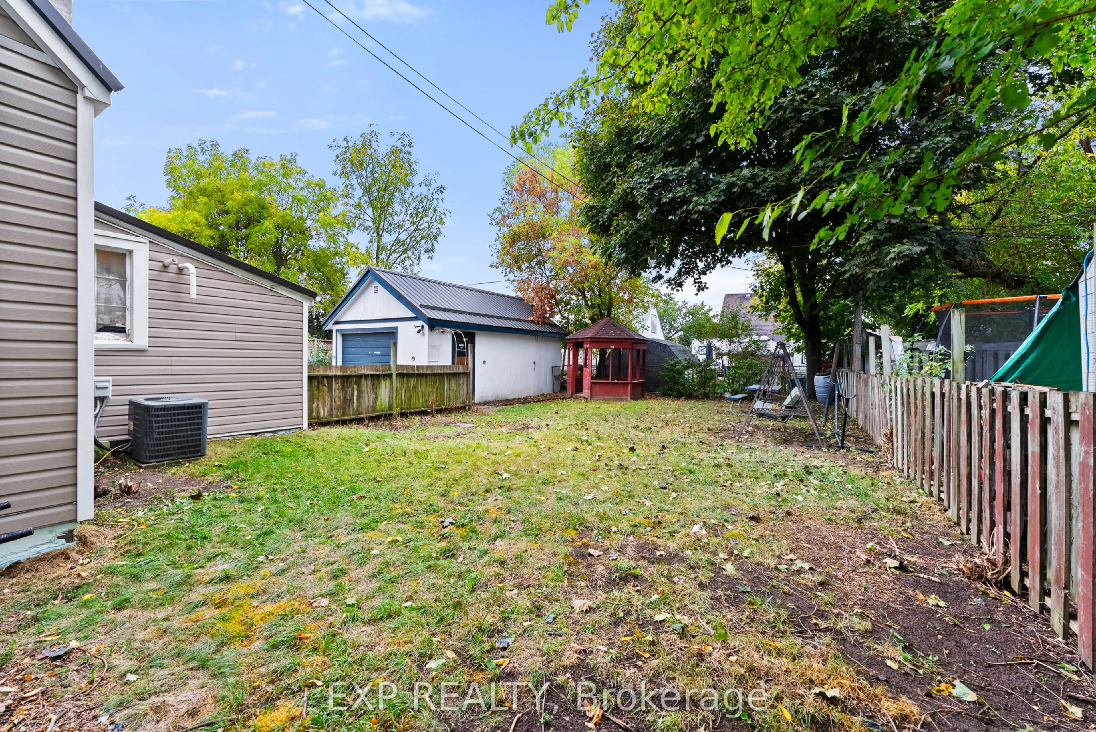 138 Byron Street