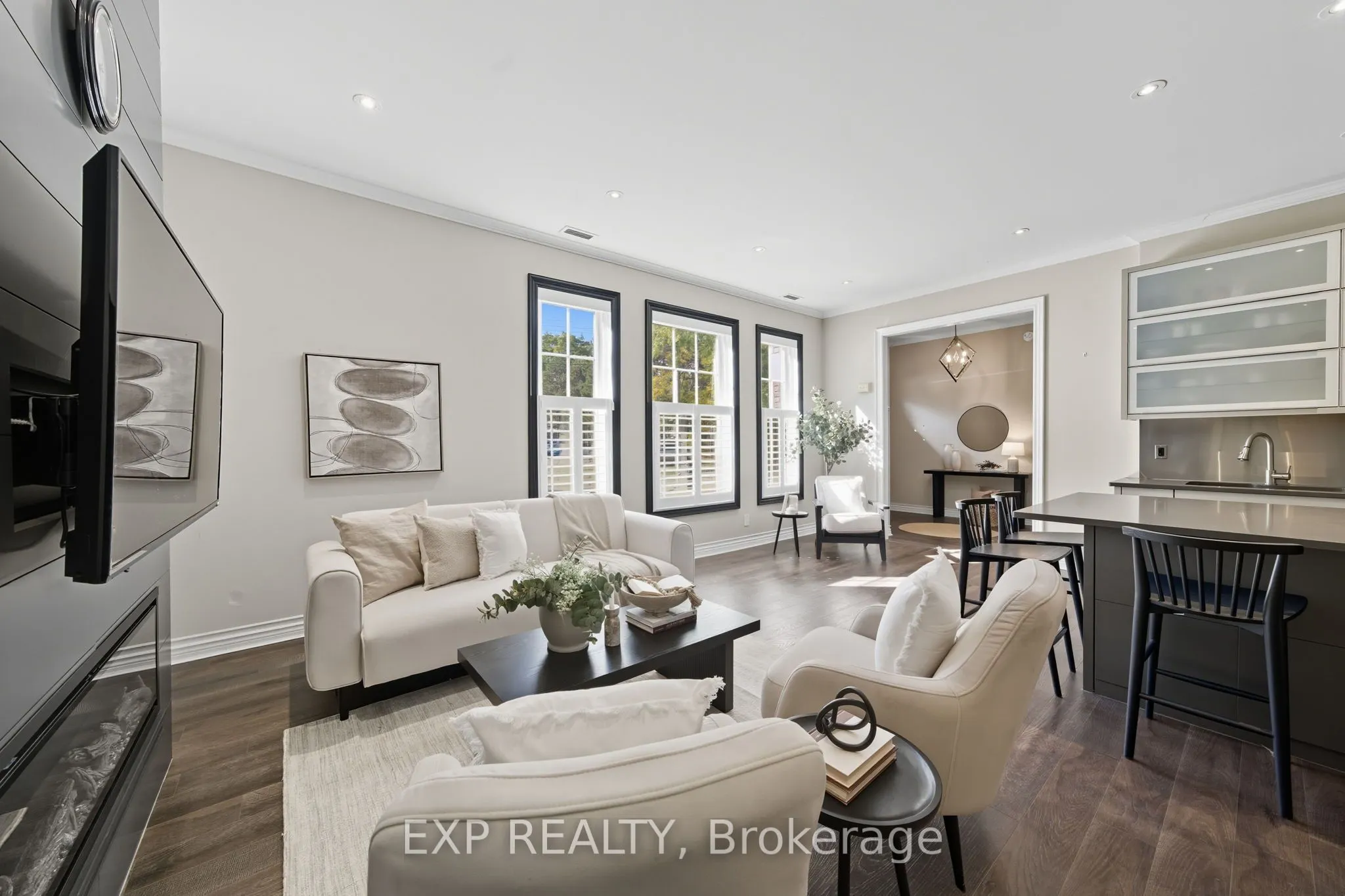 136 Hibernia Street, #102