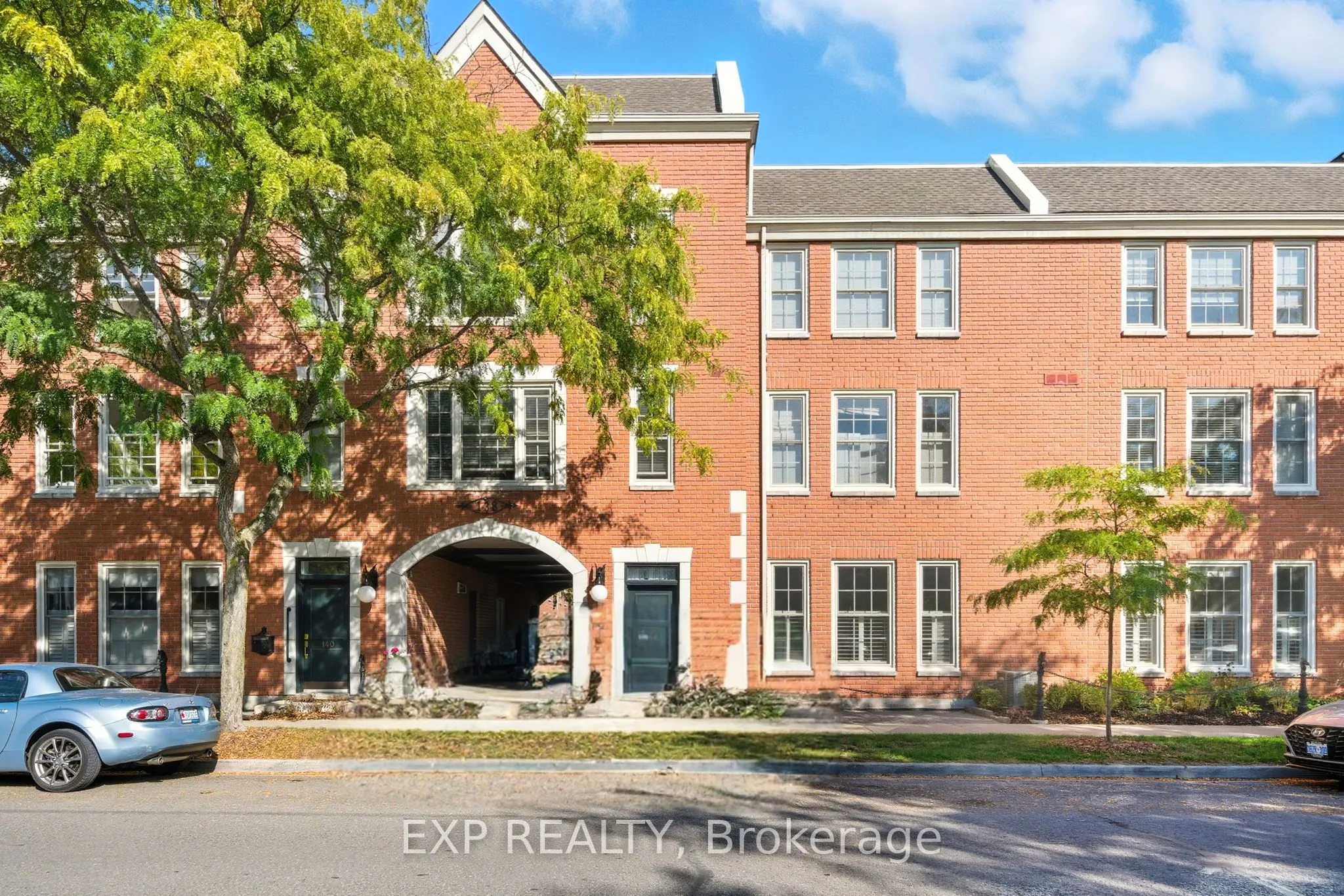 136 Hibernia Street, #102