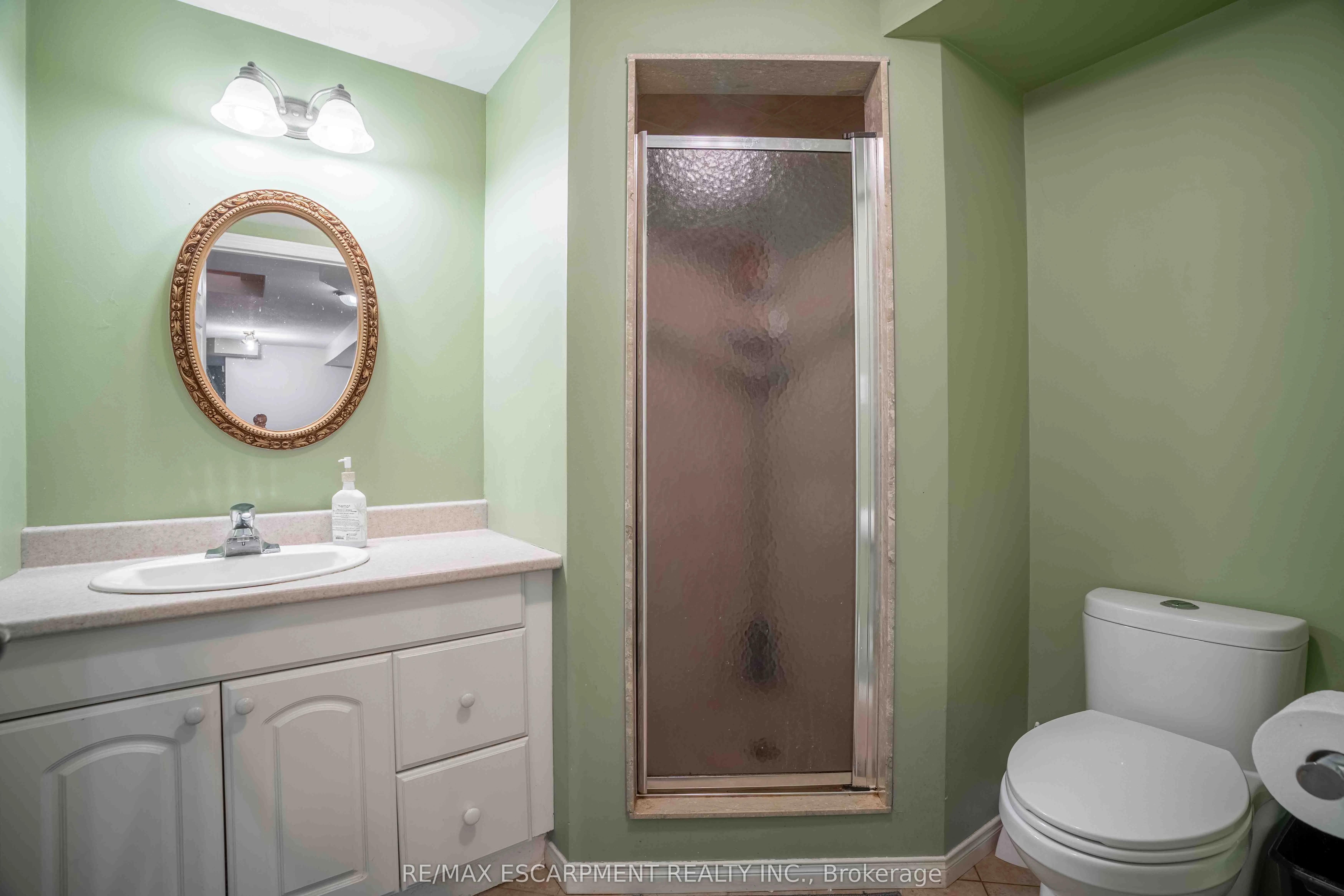 441 Crerar Drive