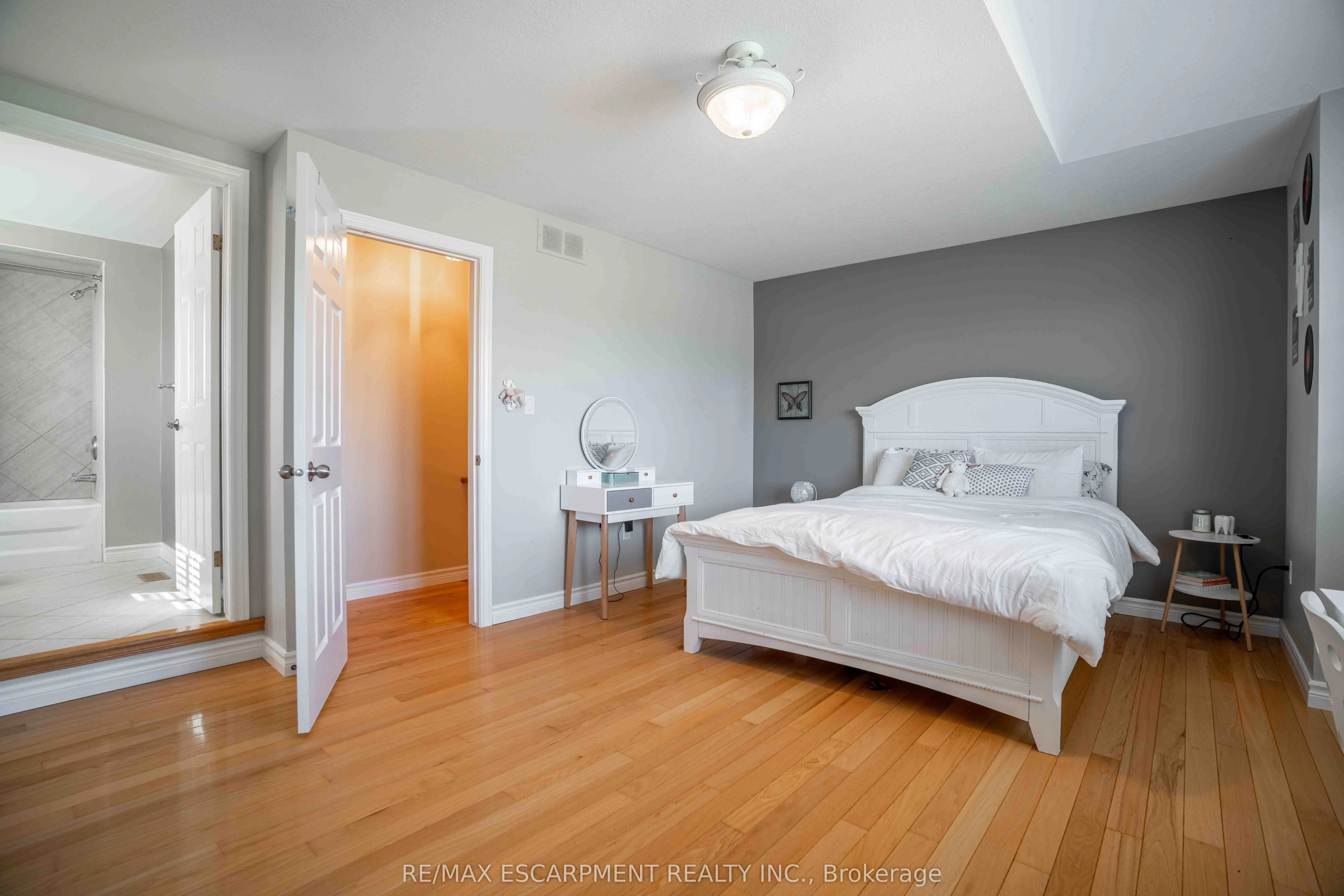441 Crerar Drive
