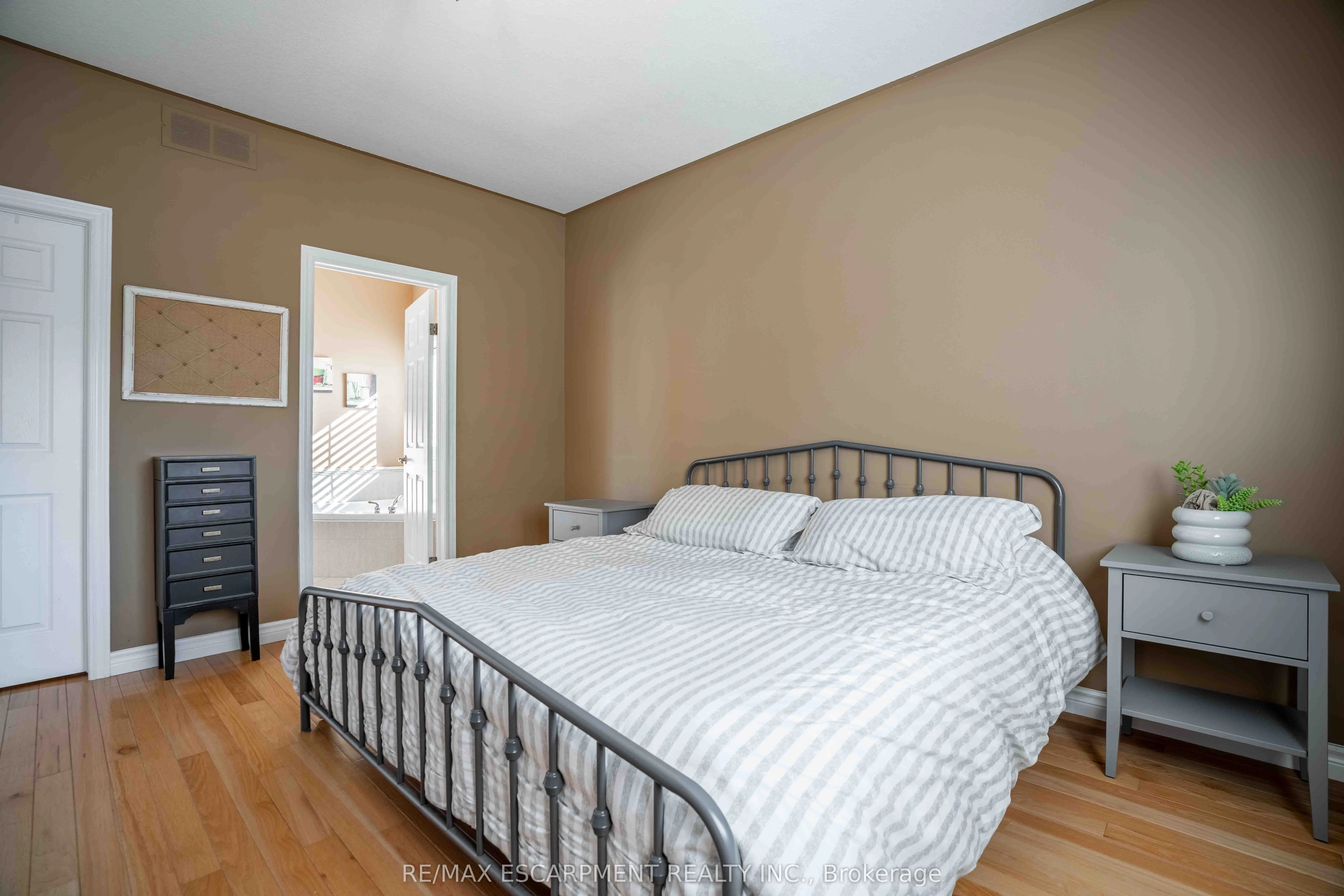 441 Crerar Drive