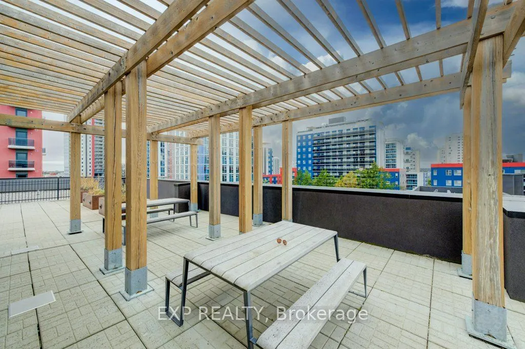 250 Albert Street, #12