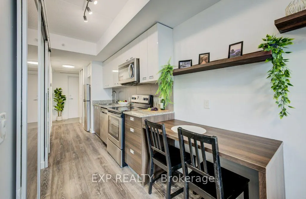 250 Albert Street, #12