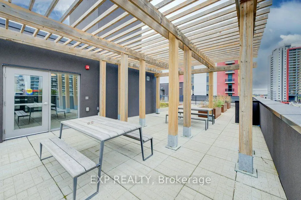 250 Albert Street, #12