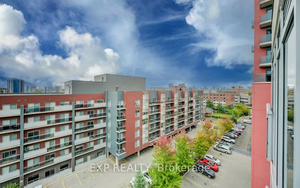 250 Albert Street, #12