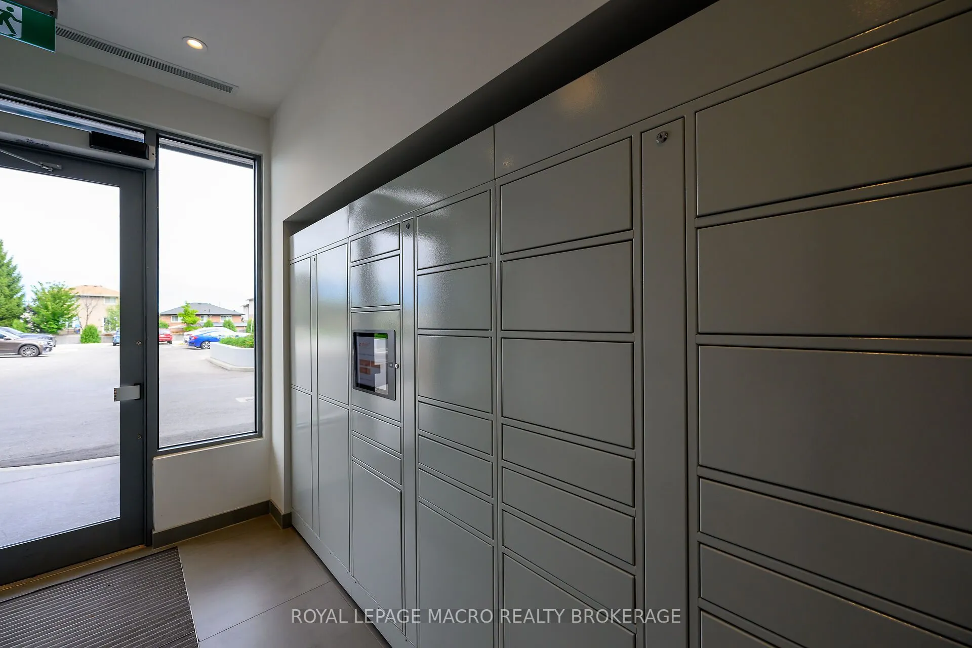 121 Highway 8, #301
