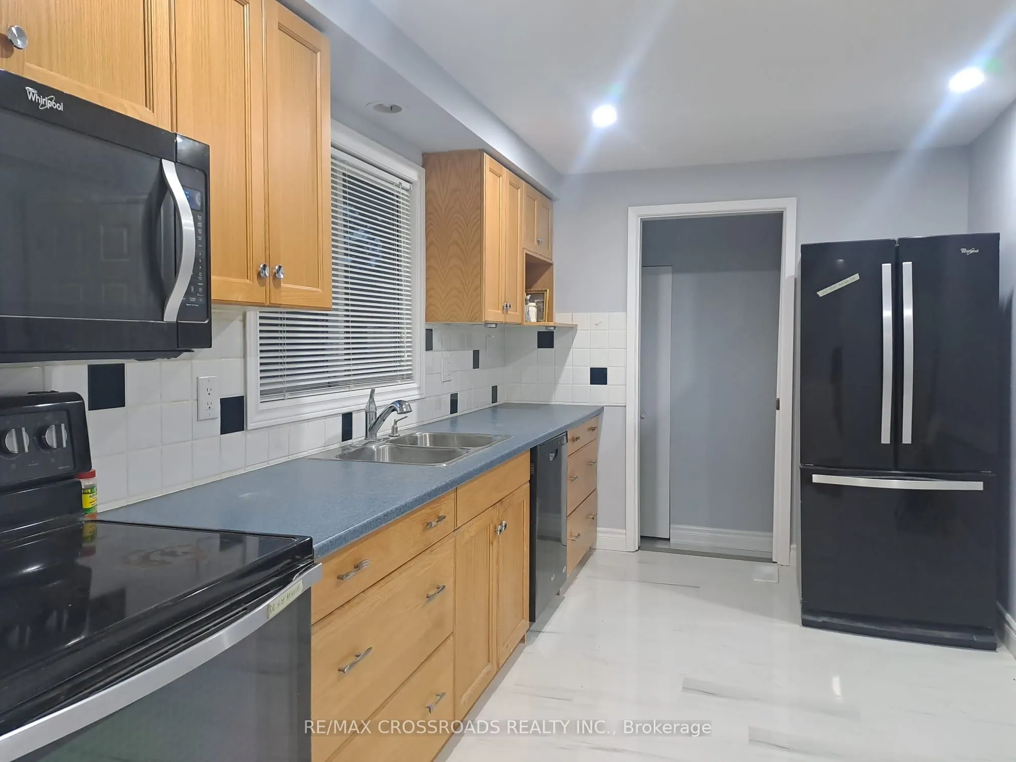 185 Appalachian Crescent, #Upper