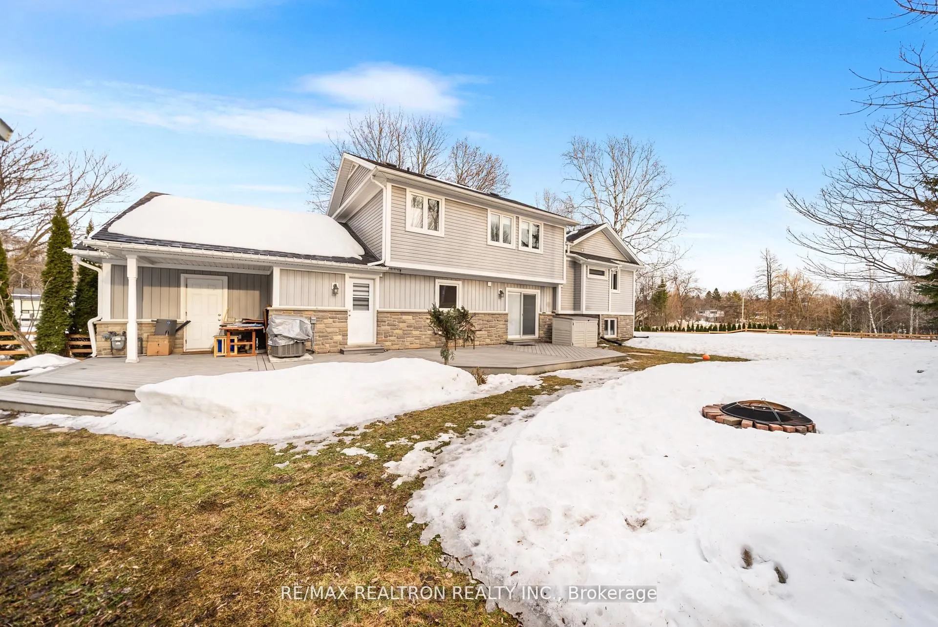 100 Birch Grove