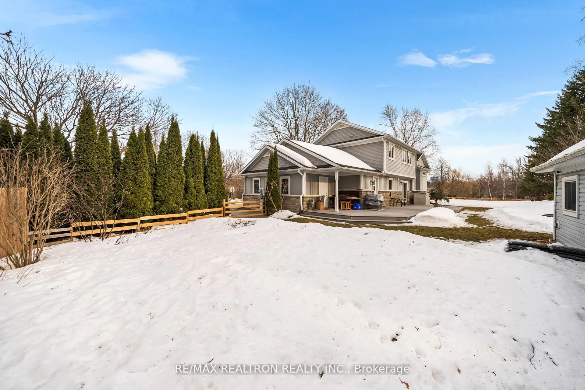 100 Birch Grove