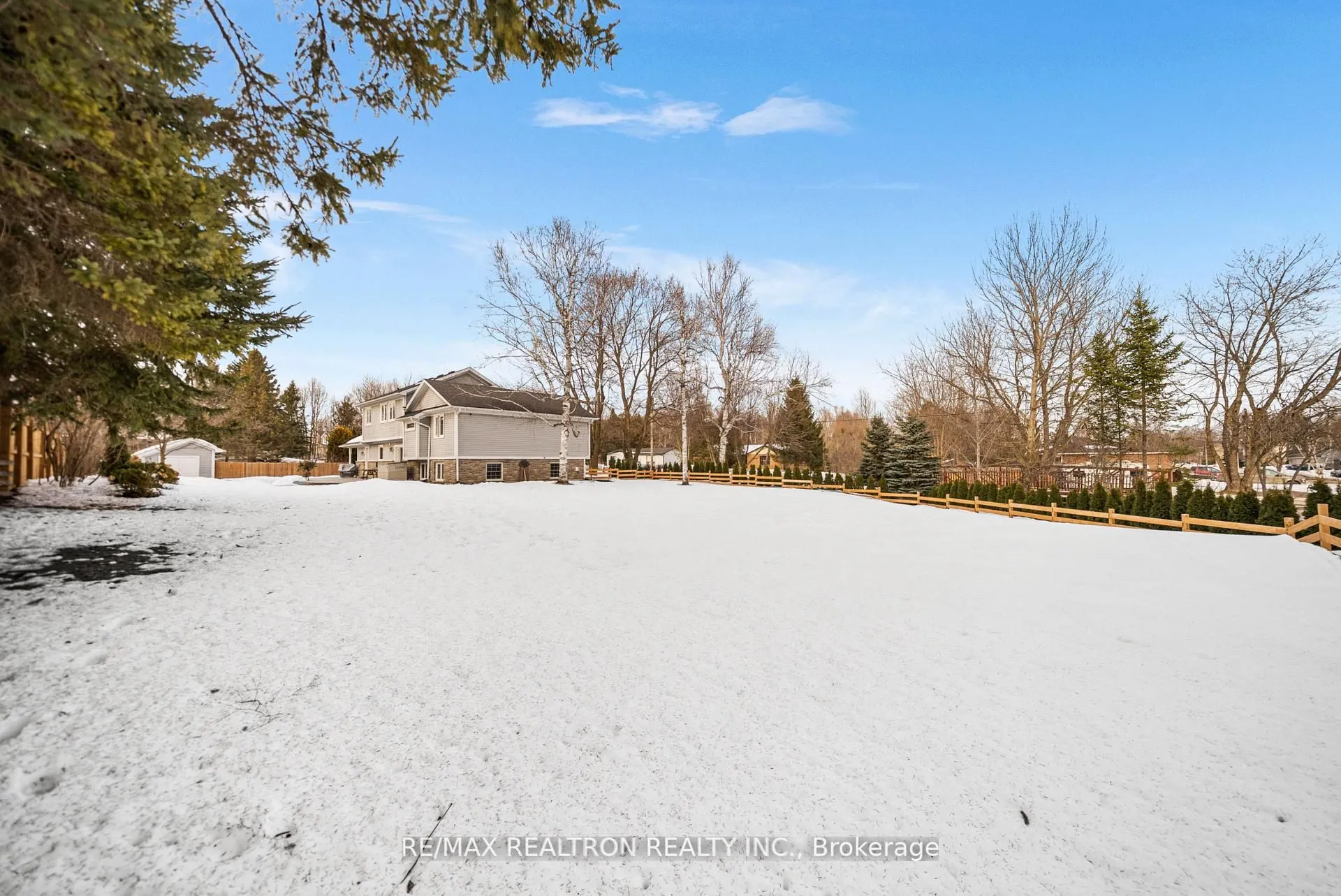 100 Birch Grove