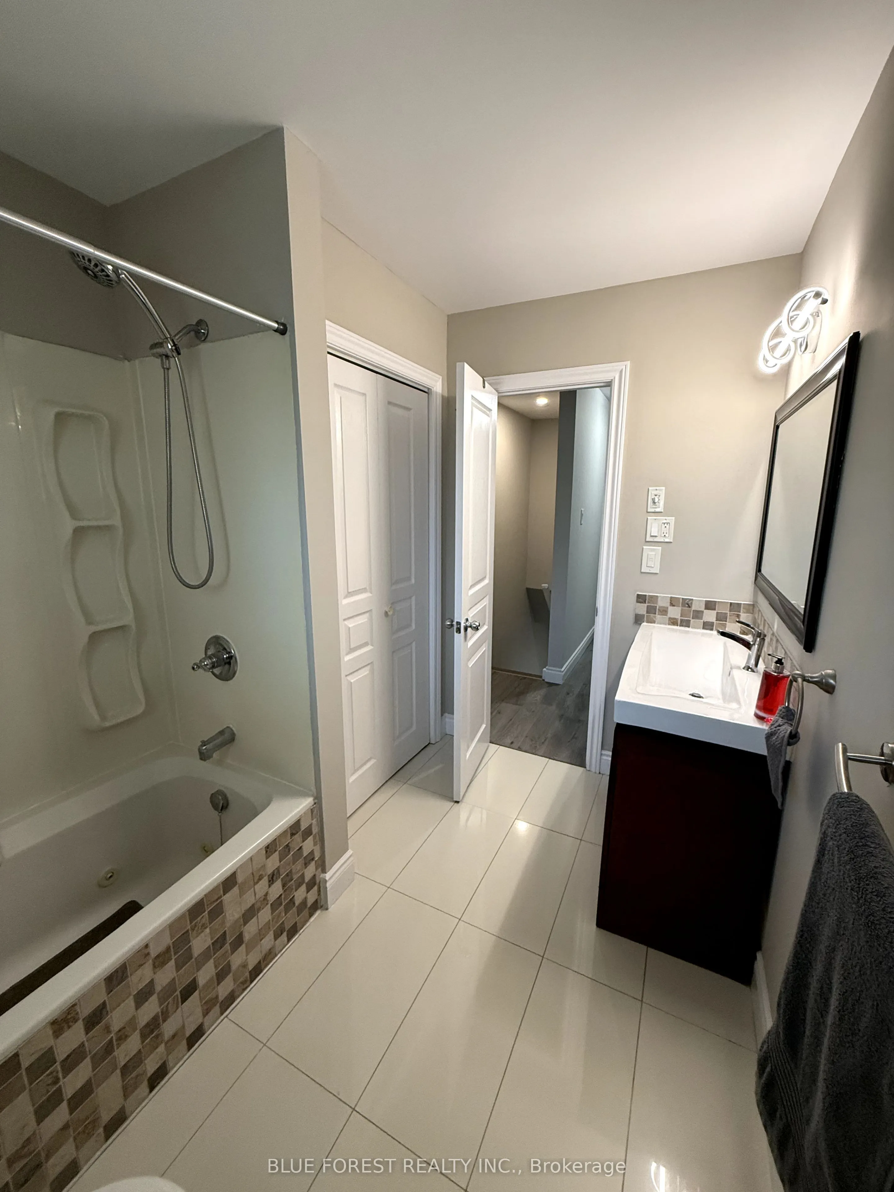 991 Notre Dame Drive, #30