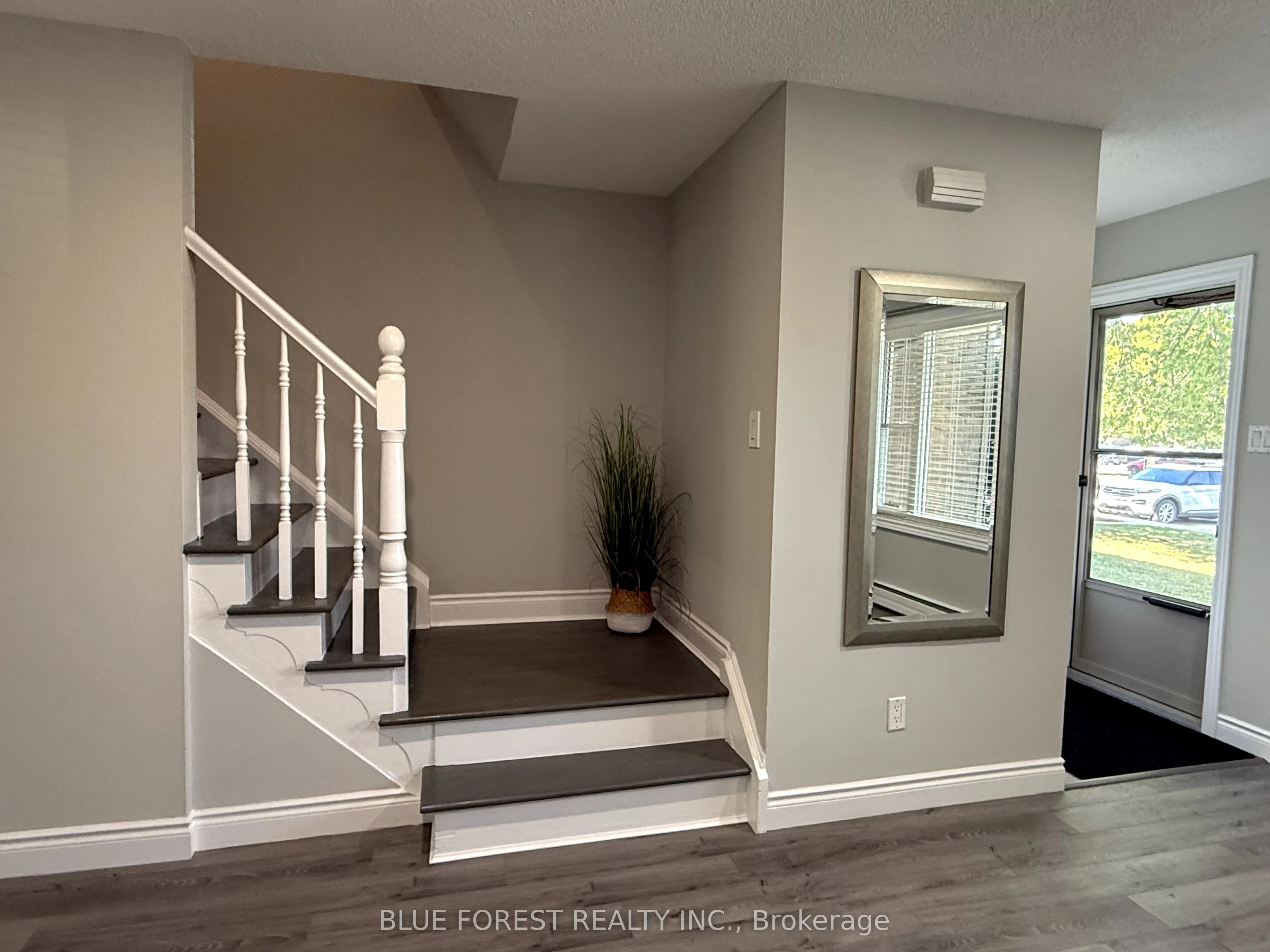 991 Notre Dame Drive, #30