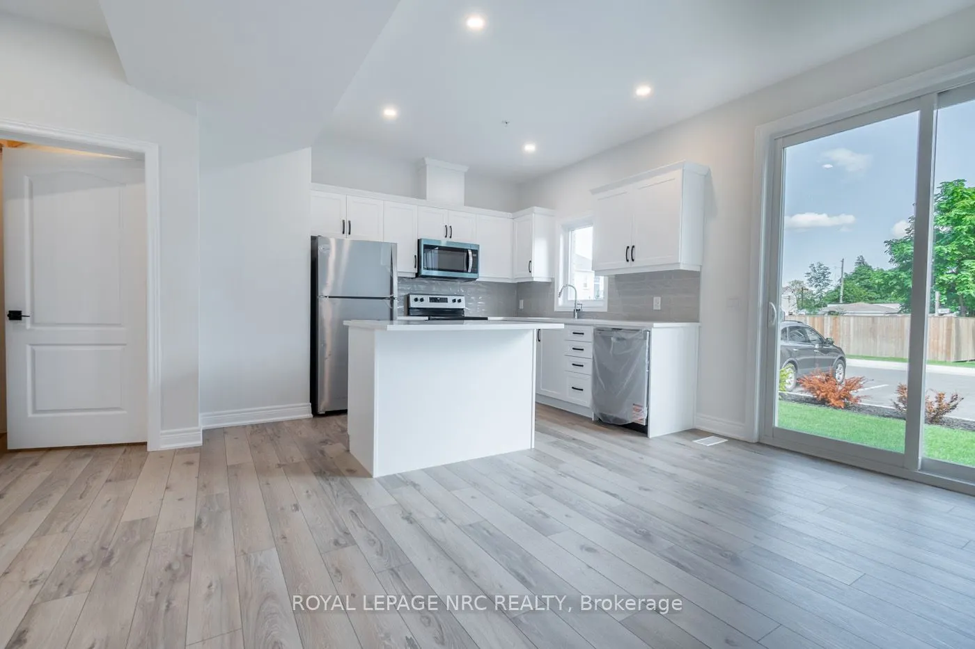 121A Moffatt Street, #15