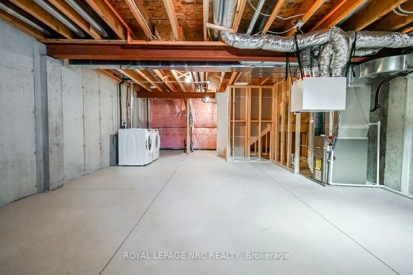 121A Moffatt Street, #15