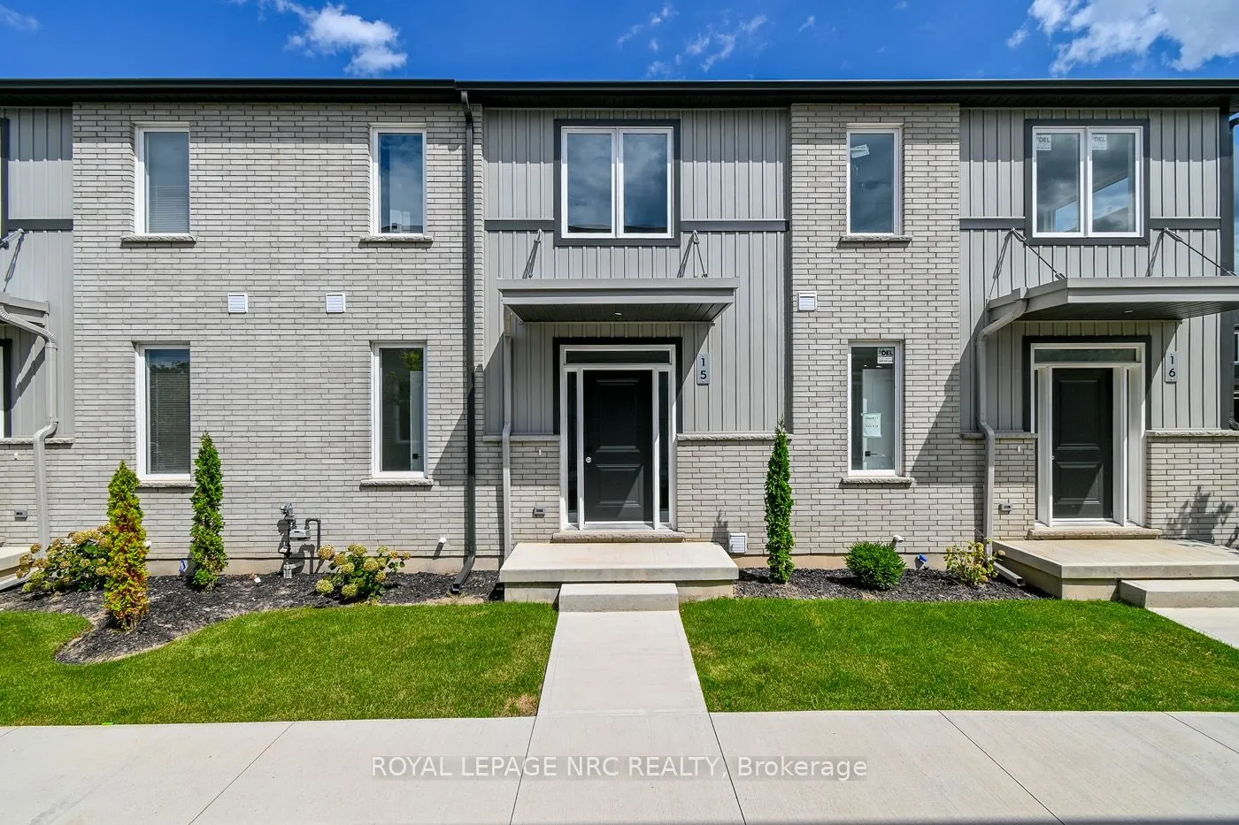 121A Moffatt Street, #15