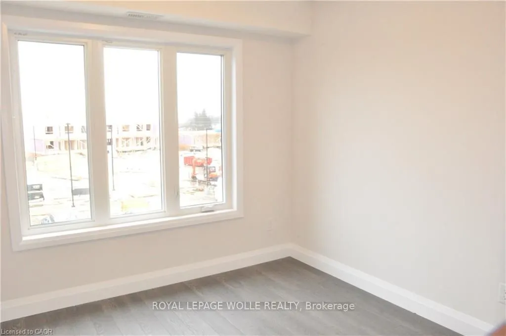 160 Rochefort Street, #D3