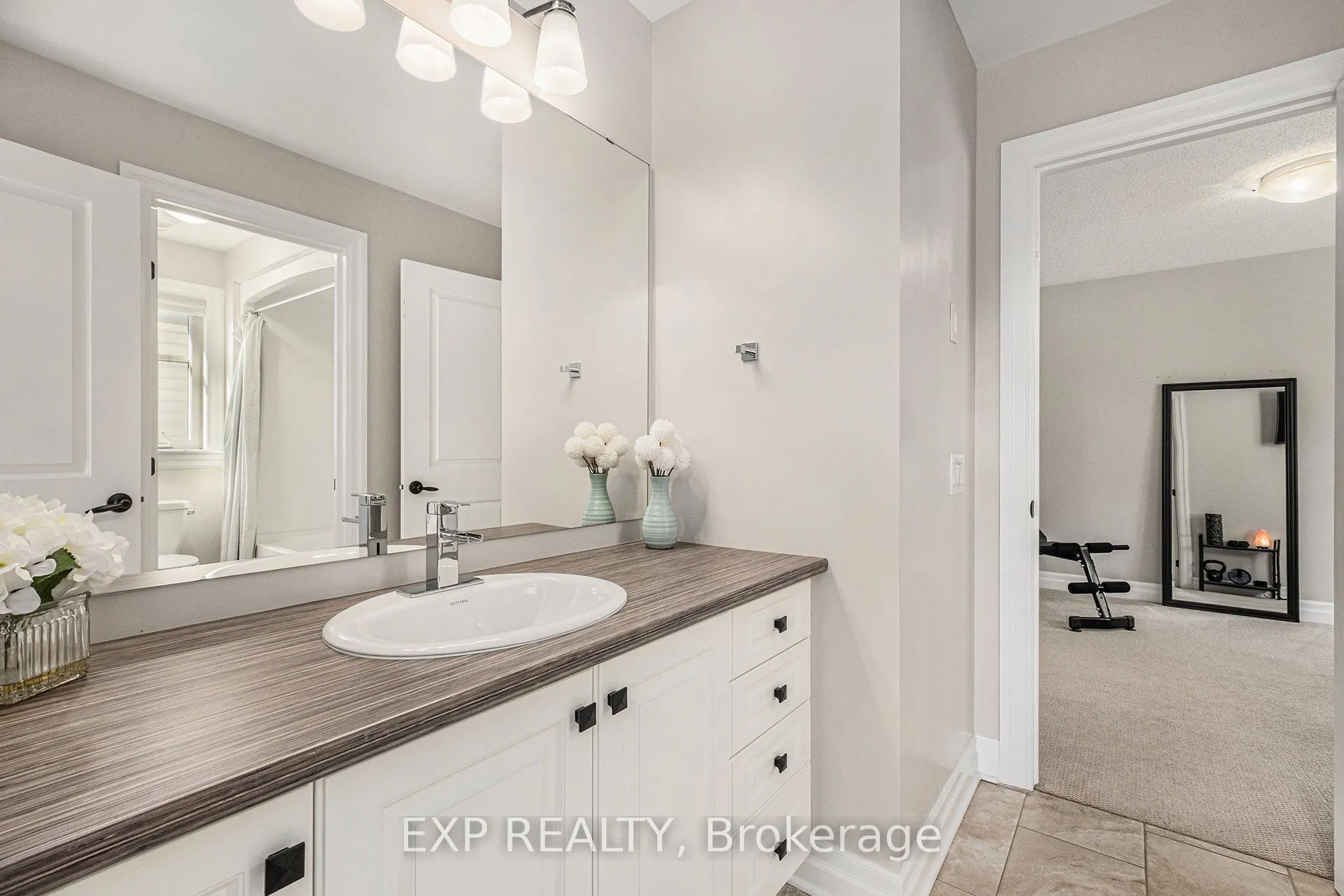 386 Andalusian Crescent