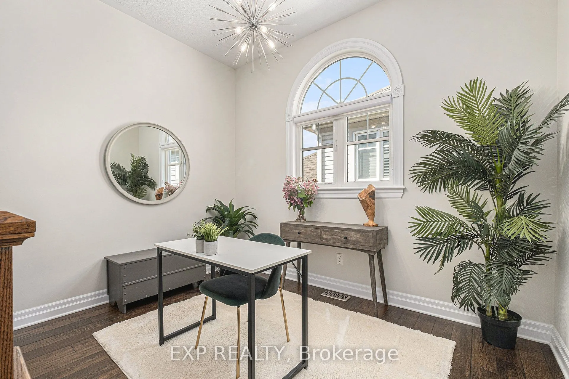 386 Andalusian Crescent