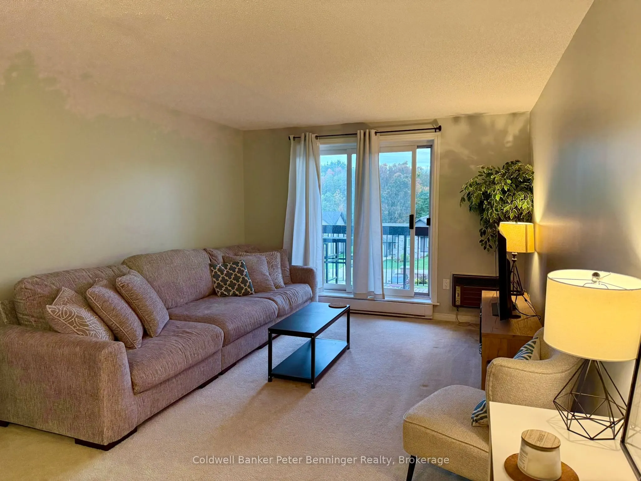 5 Valleyside Drive, #301