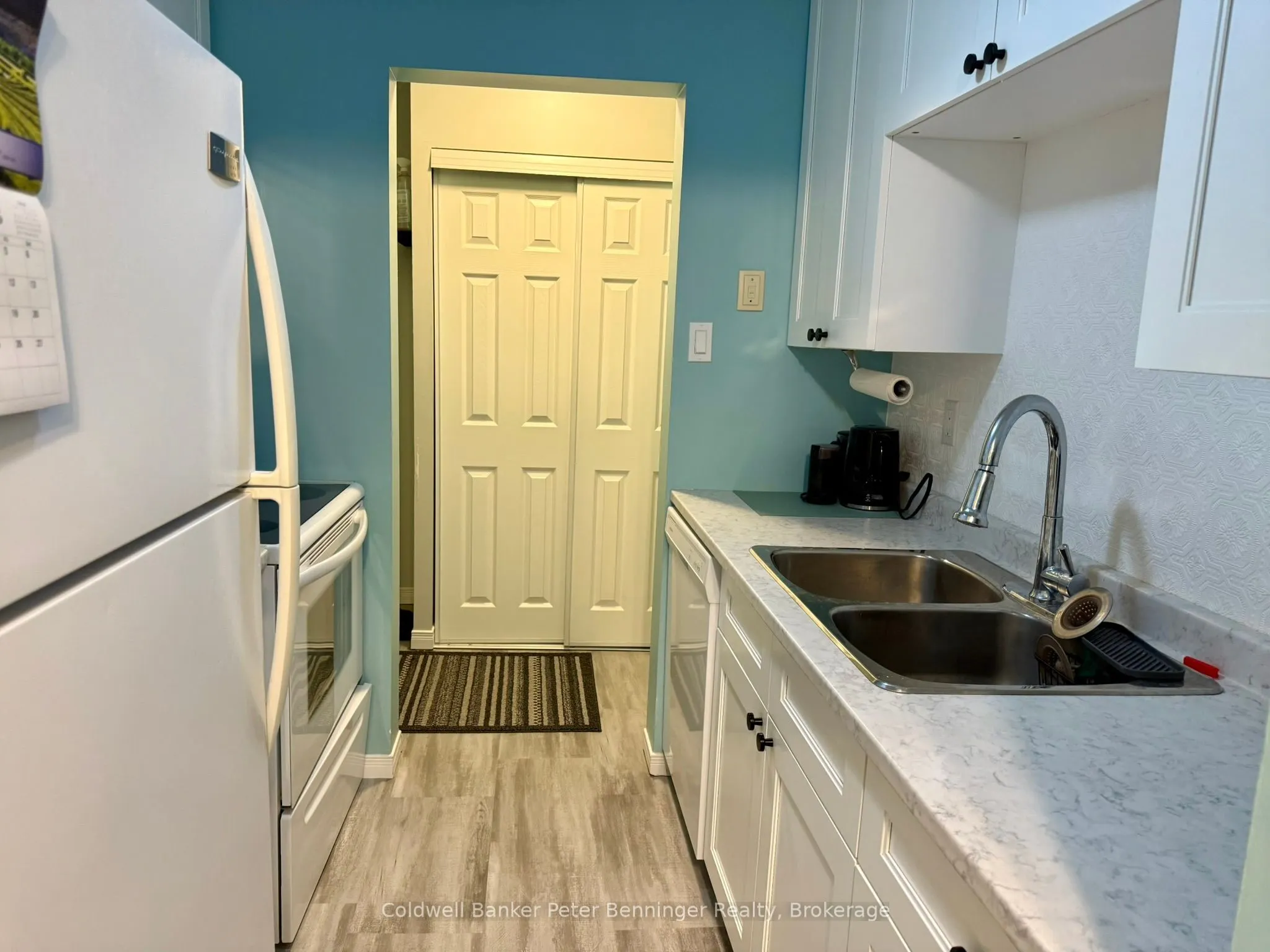 5 Valleyside Drive, #301