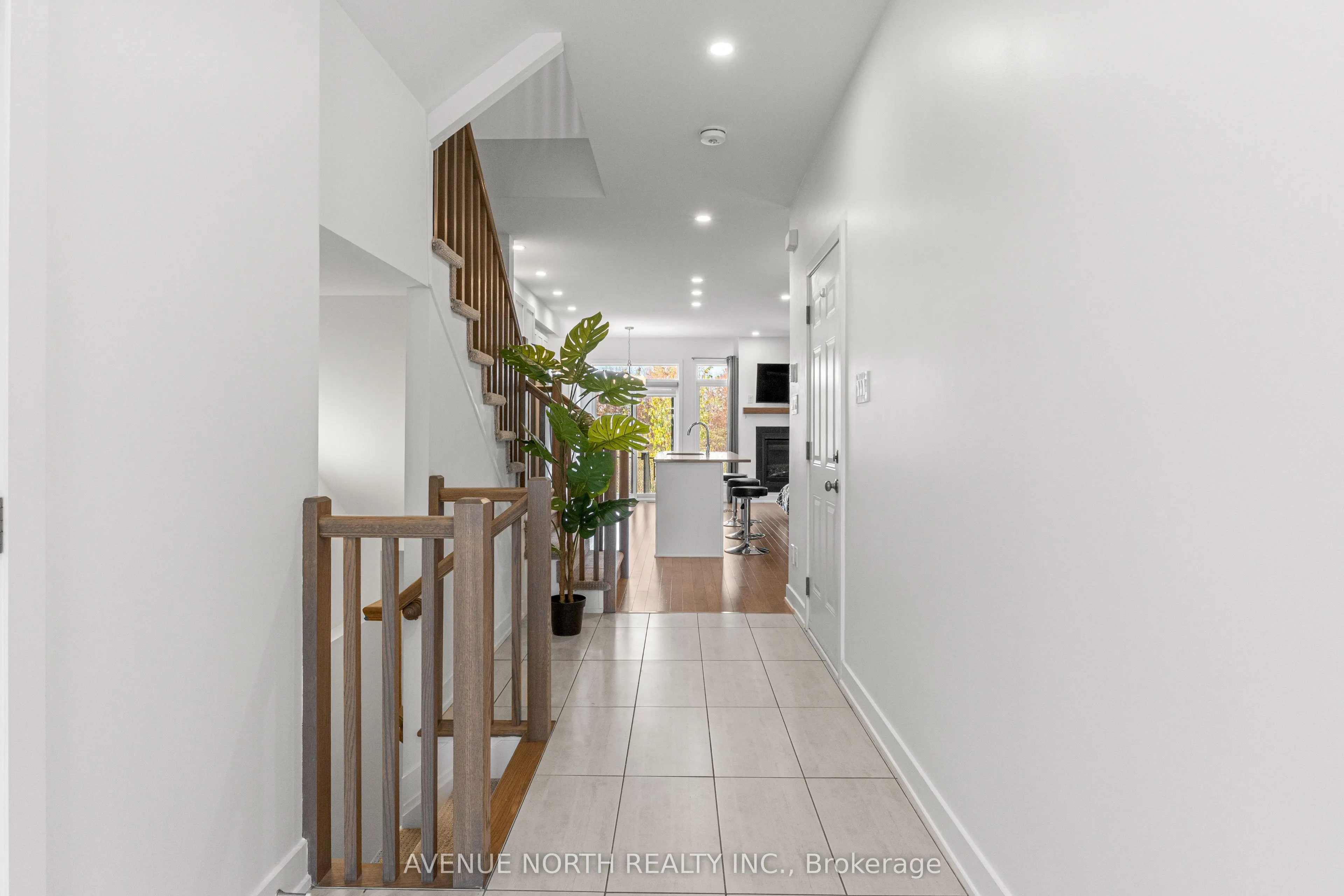 653 Putney Crescent