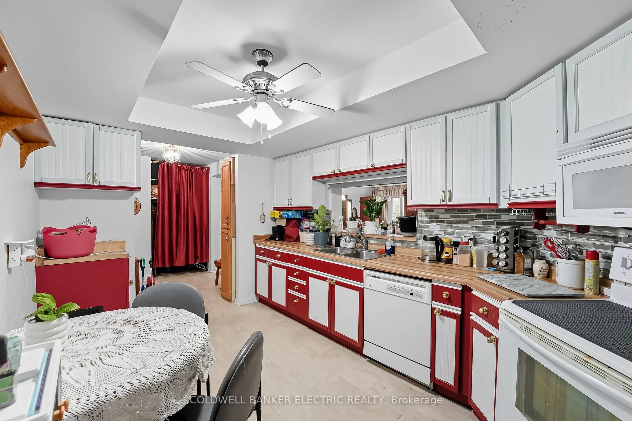 1 Heritage Way, #301