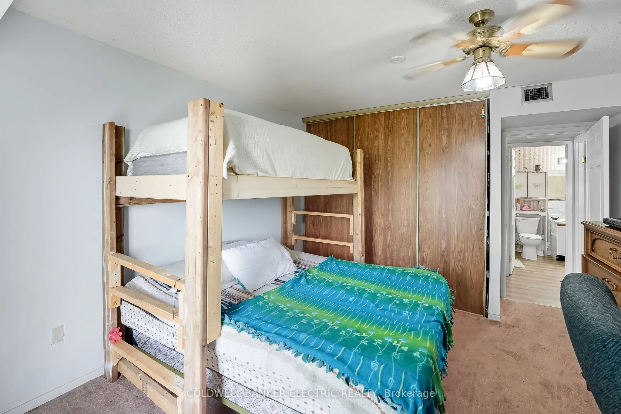 1 Heritage Way #301