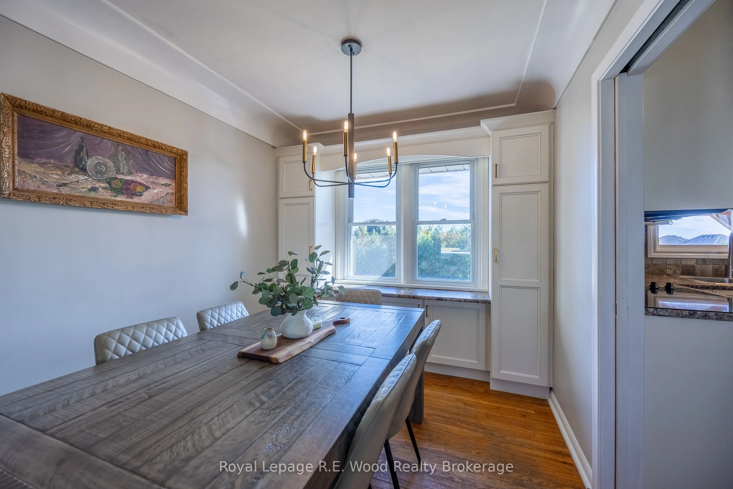 27 North Street W