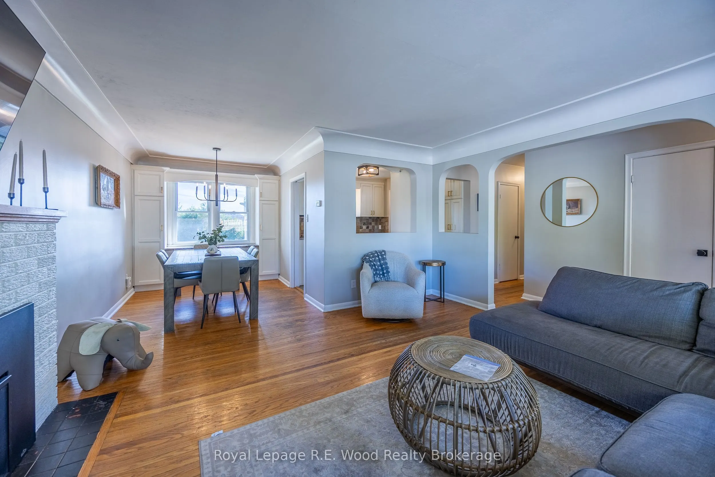 27 North Street W