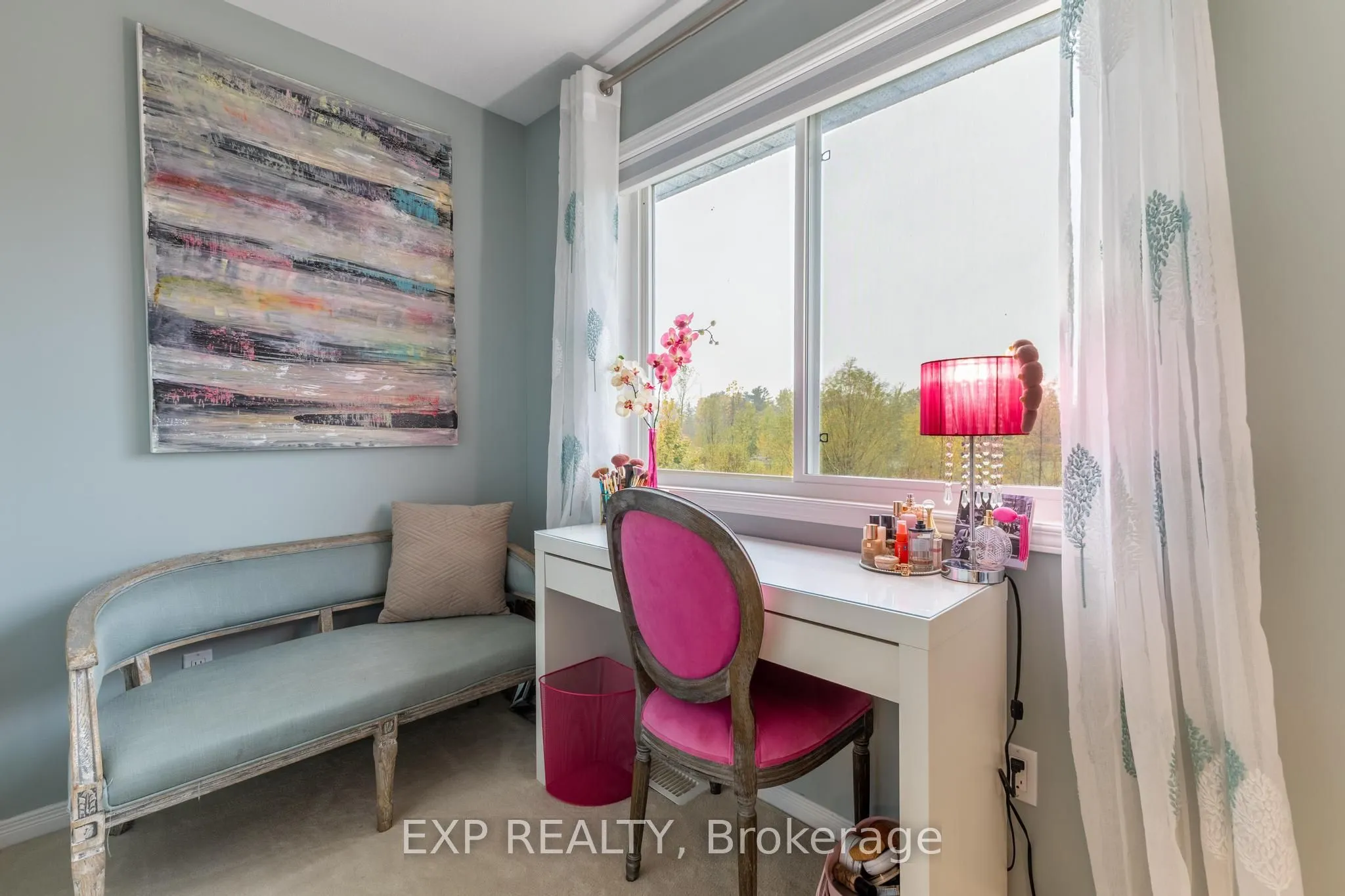 2341 Glandriel Crescent