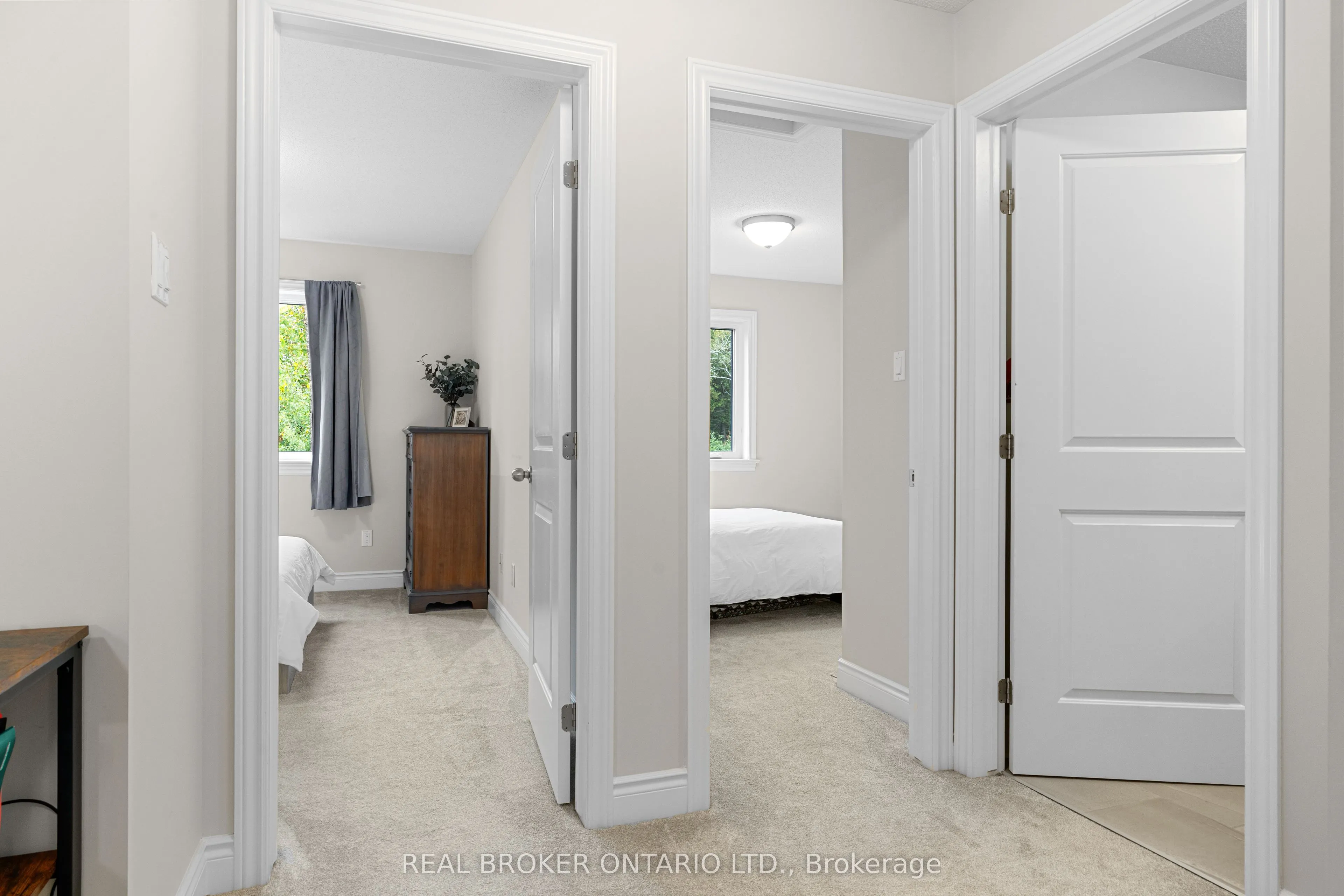 103 Dulmage Crescent