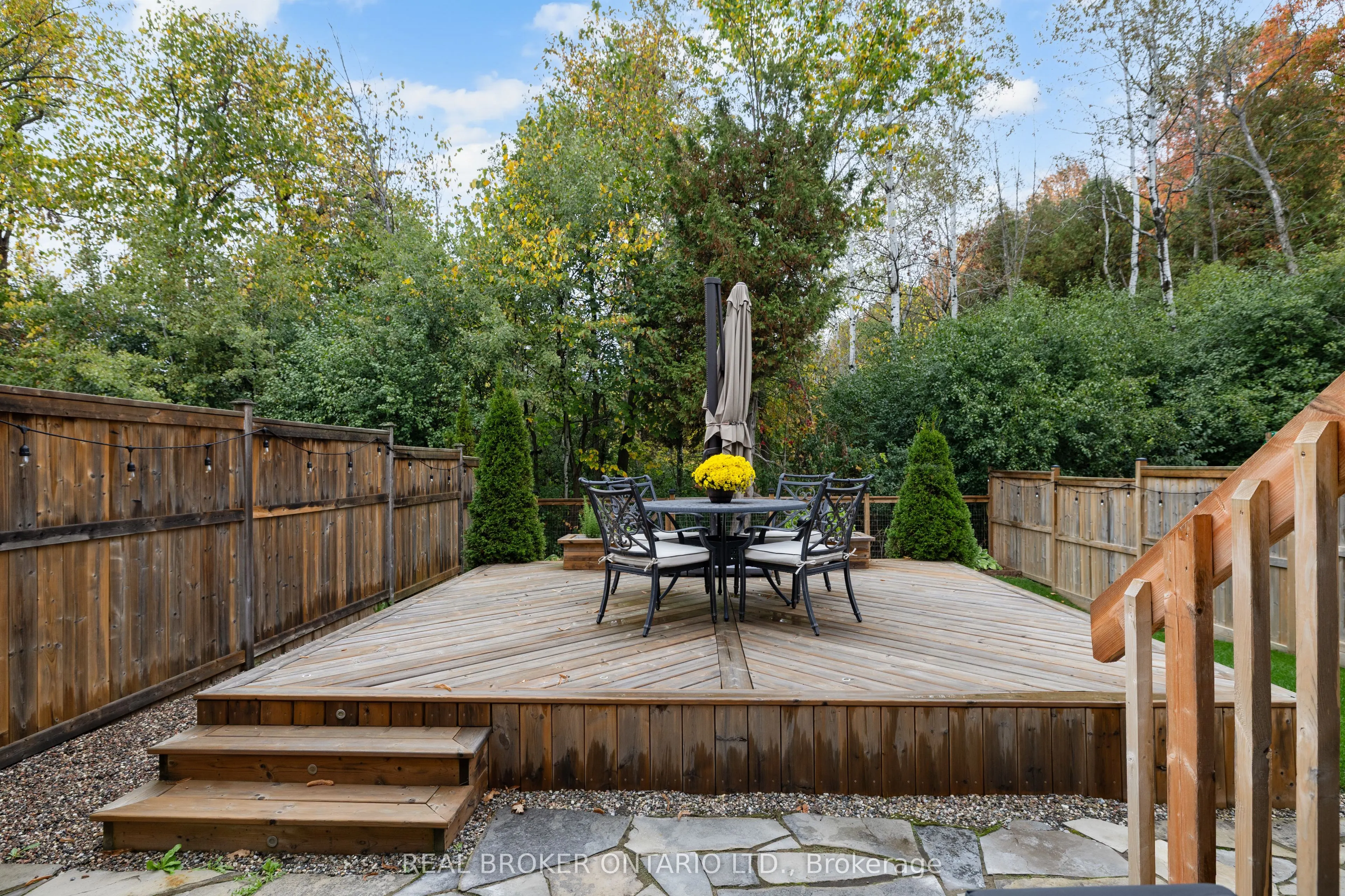 103 Dulmage Crescent