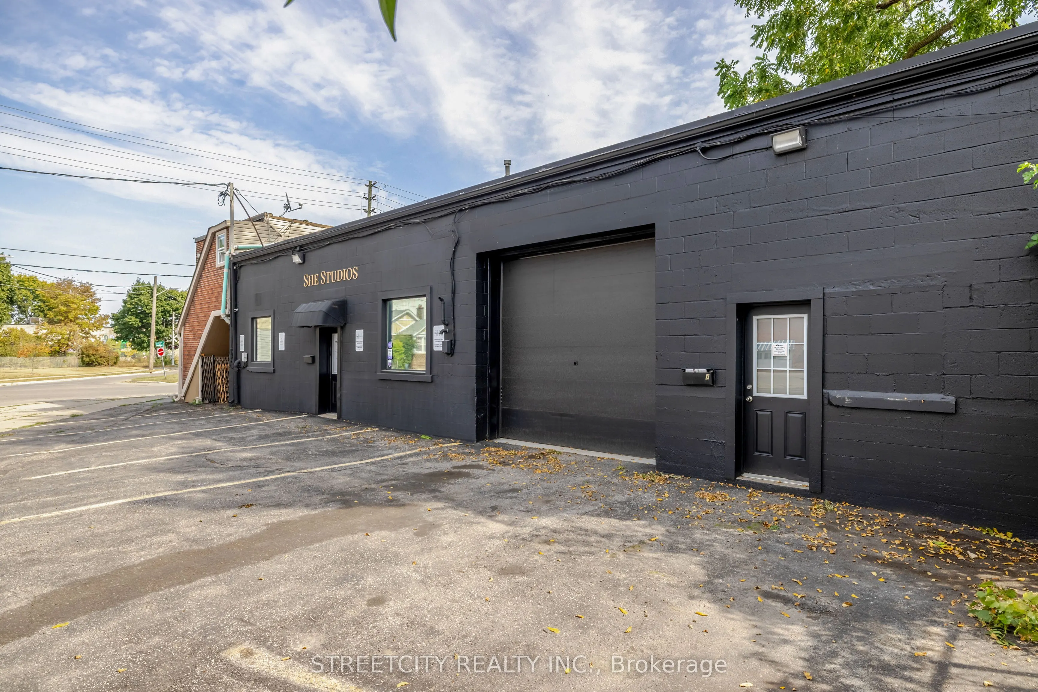 245 MAITLAND Street