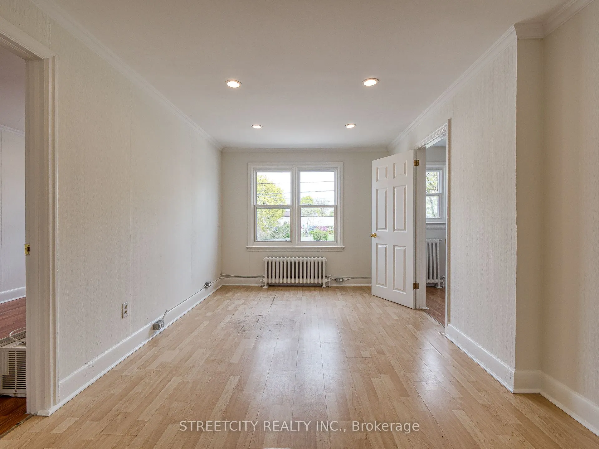 245 MAITLAND Street