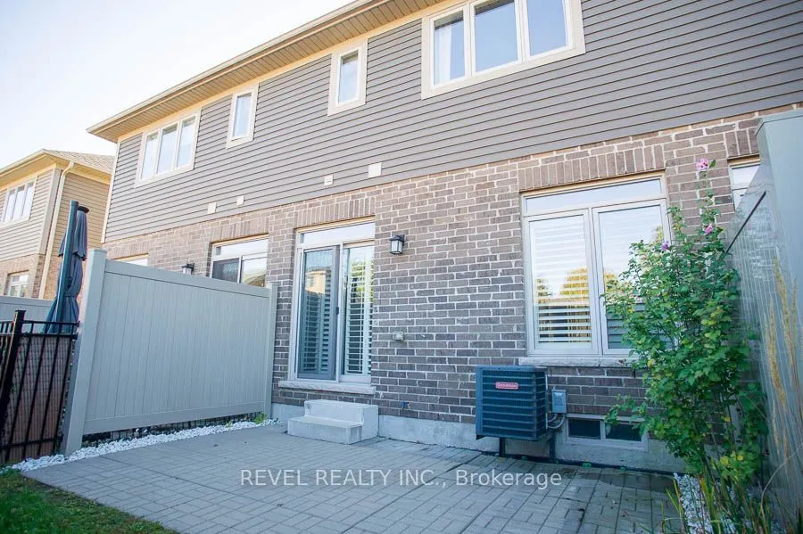 80 Willow Street, #33