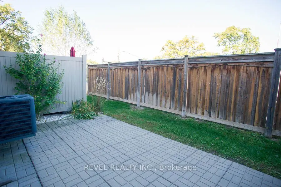 80 Willow Street, #33