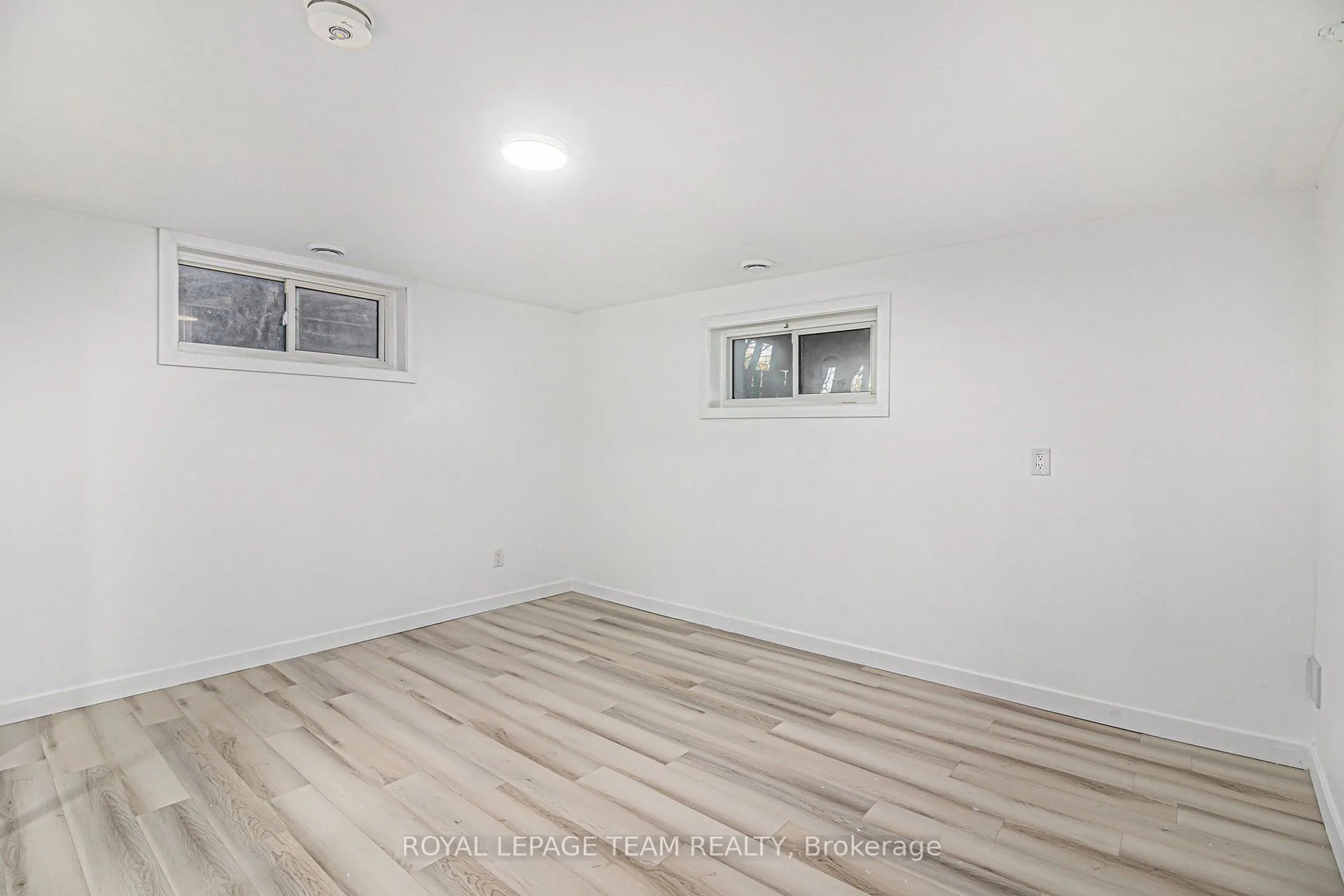 102 Laurier Street