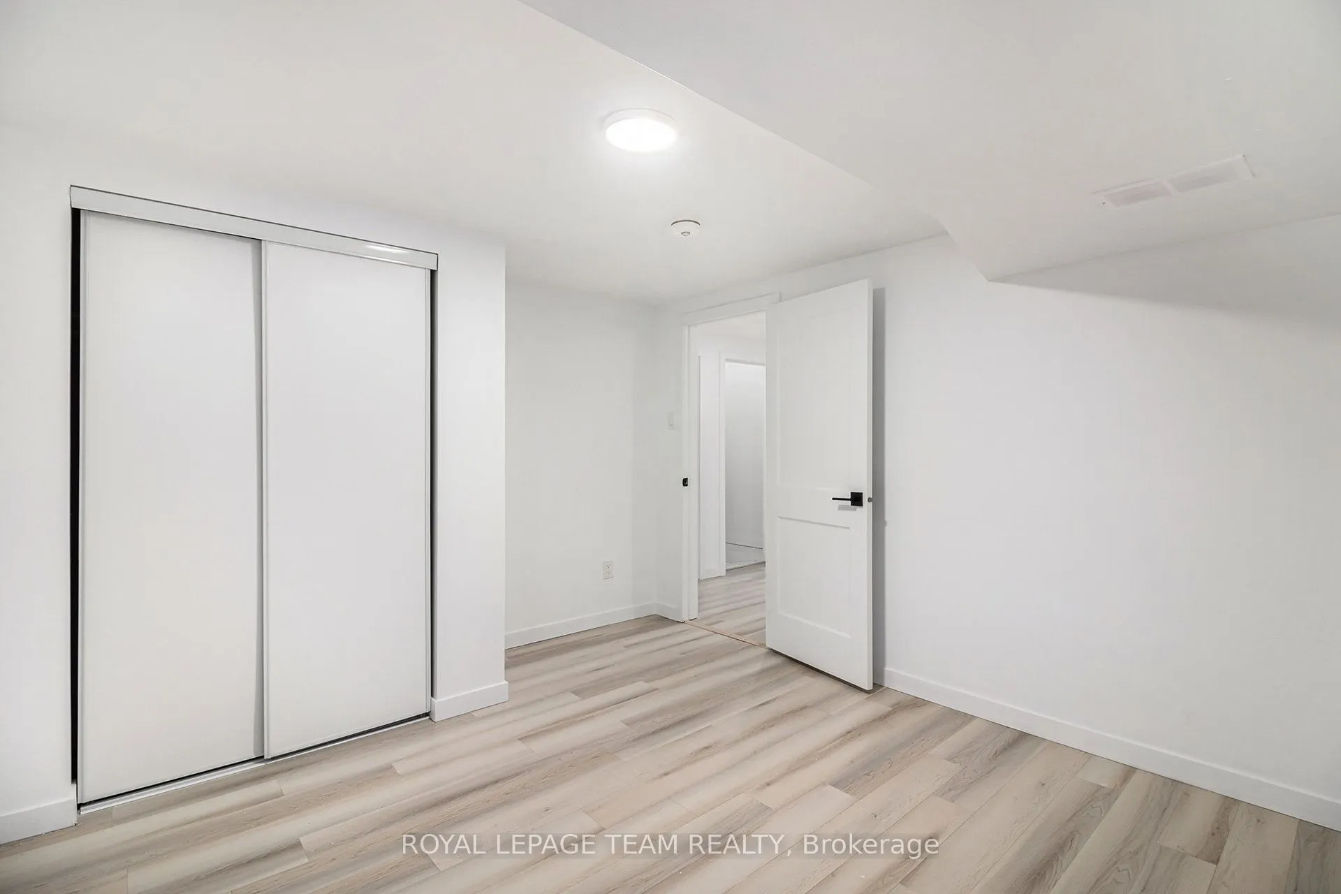 102 Laurier Street