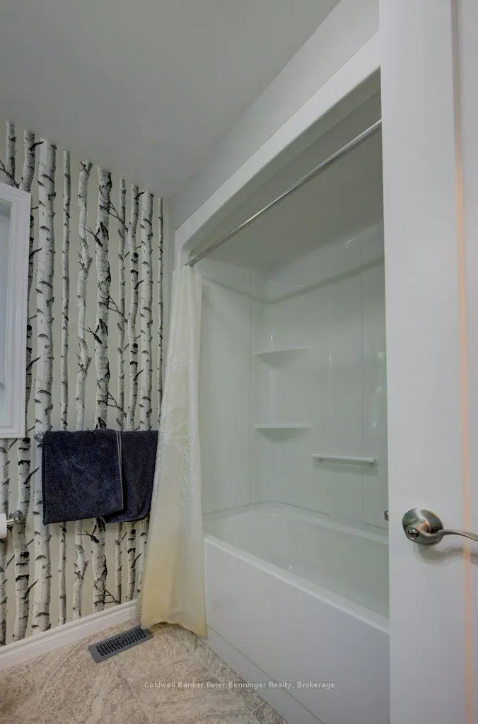 3072 Bruce Road 1, R.R. #2 Road