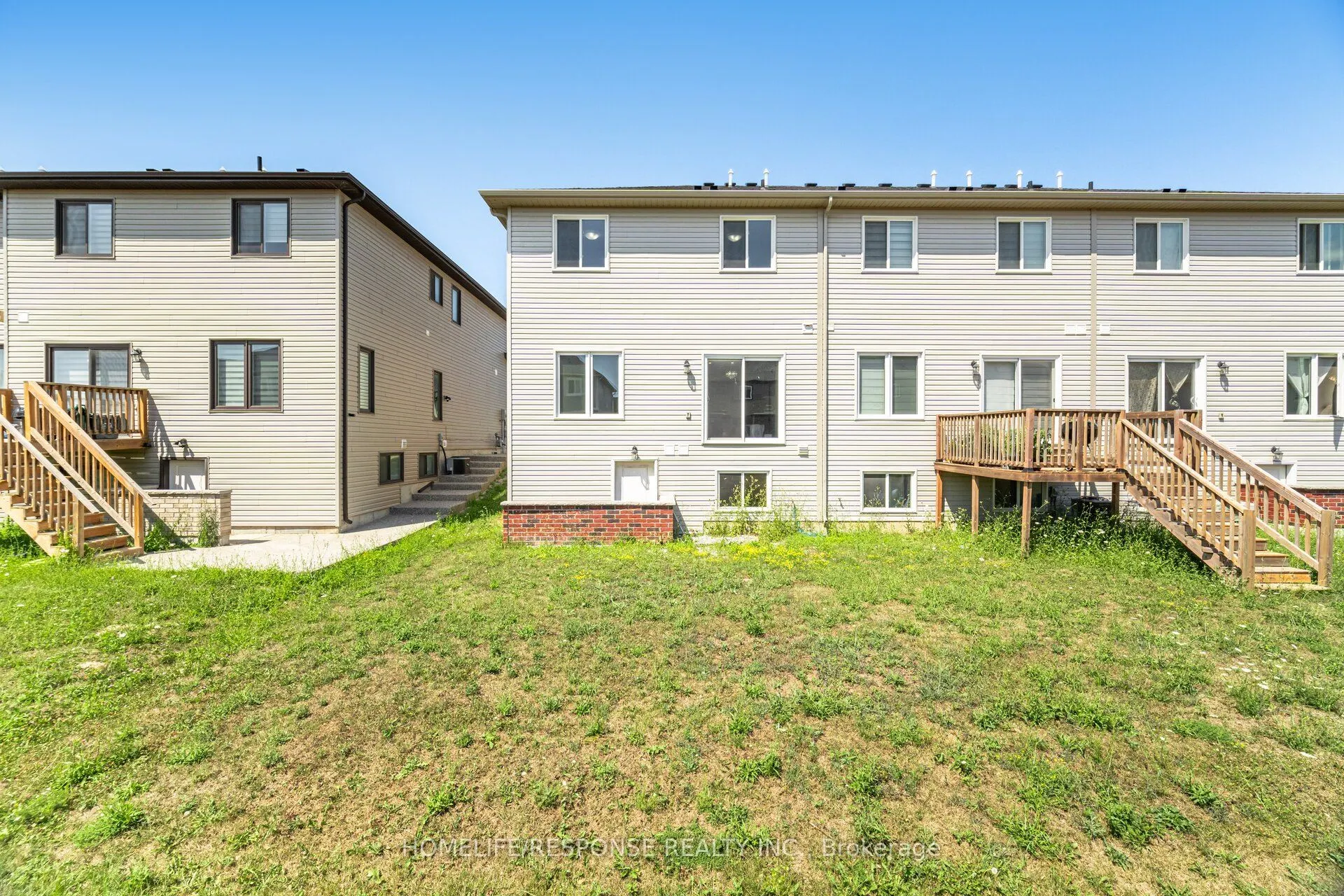 9 BOWMAN Crescent